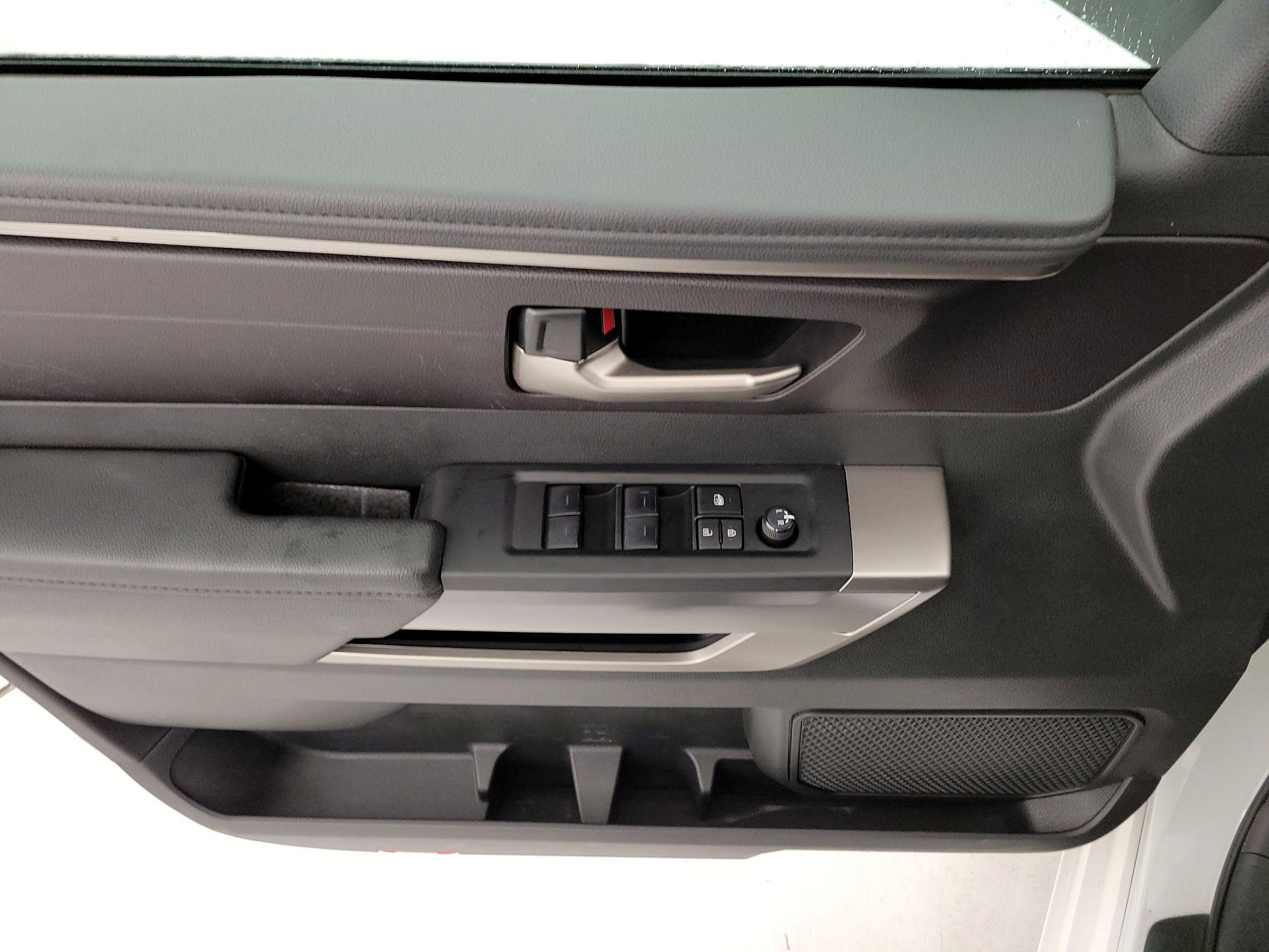 Thumbnail: 2024 Toyota Tundra - 12