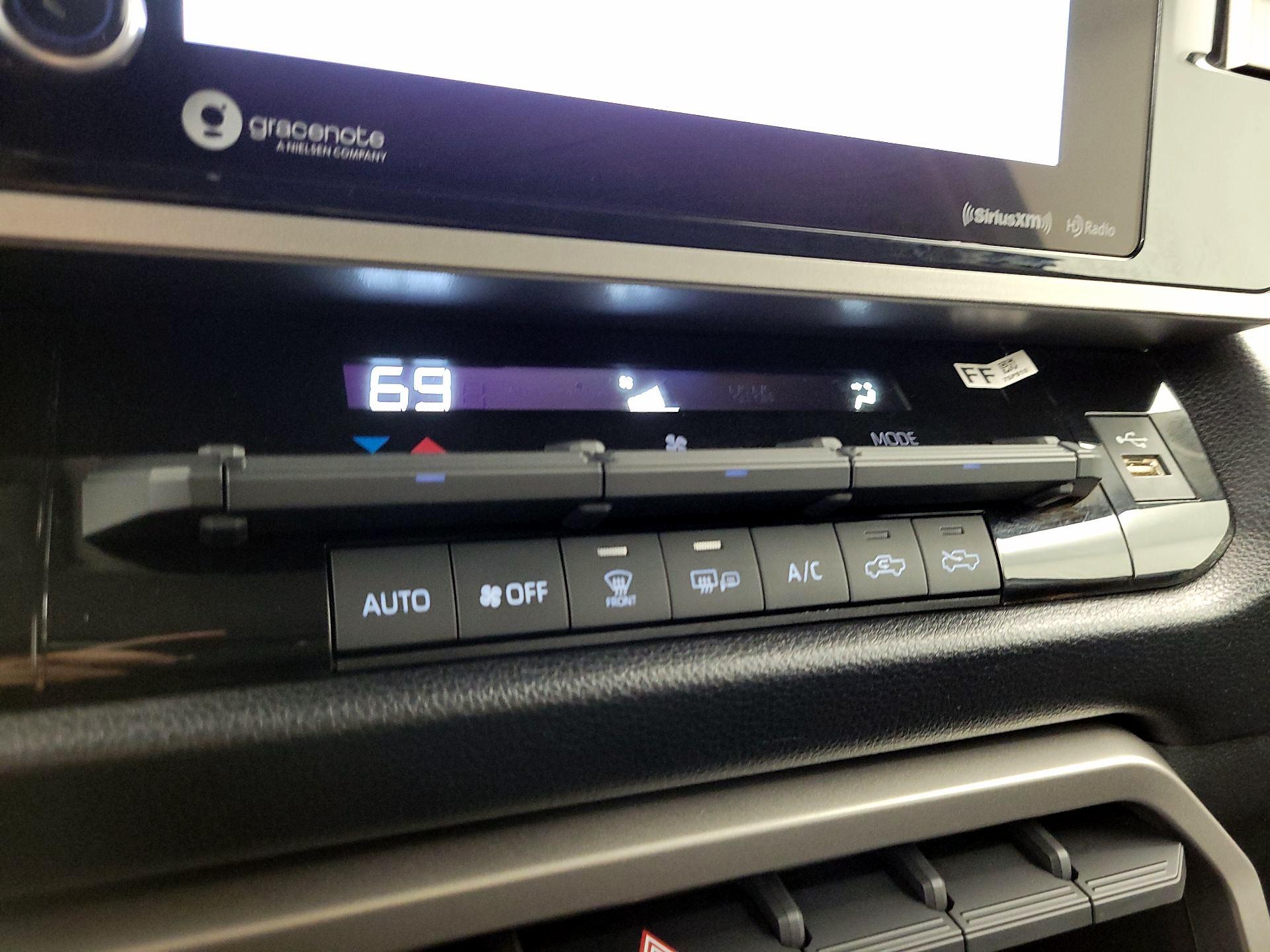 Thumbnail: 2024 Toyota Tundra - 16