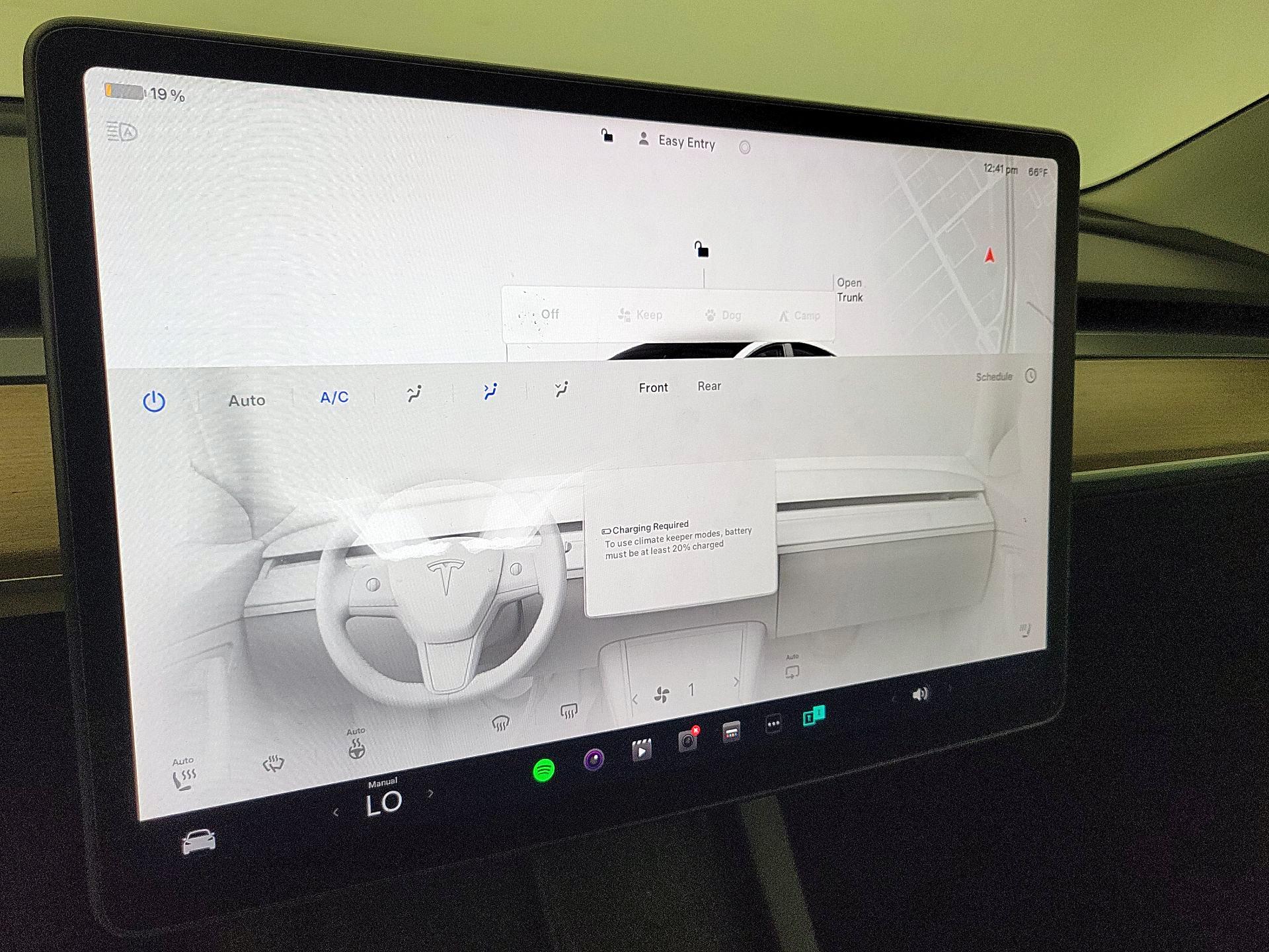 Thumbnail: 2022 Tesla Model 3 - 16