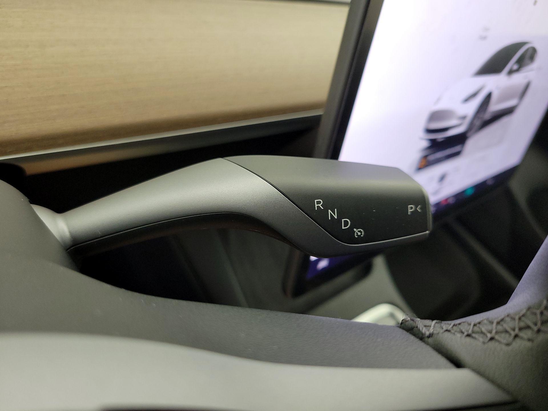 Thumbnail: 2022 Tesla Model 3 - 17