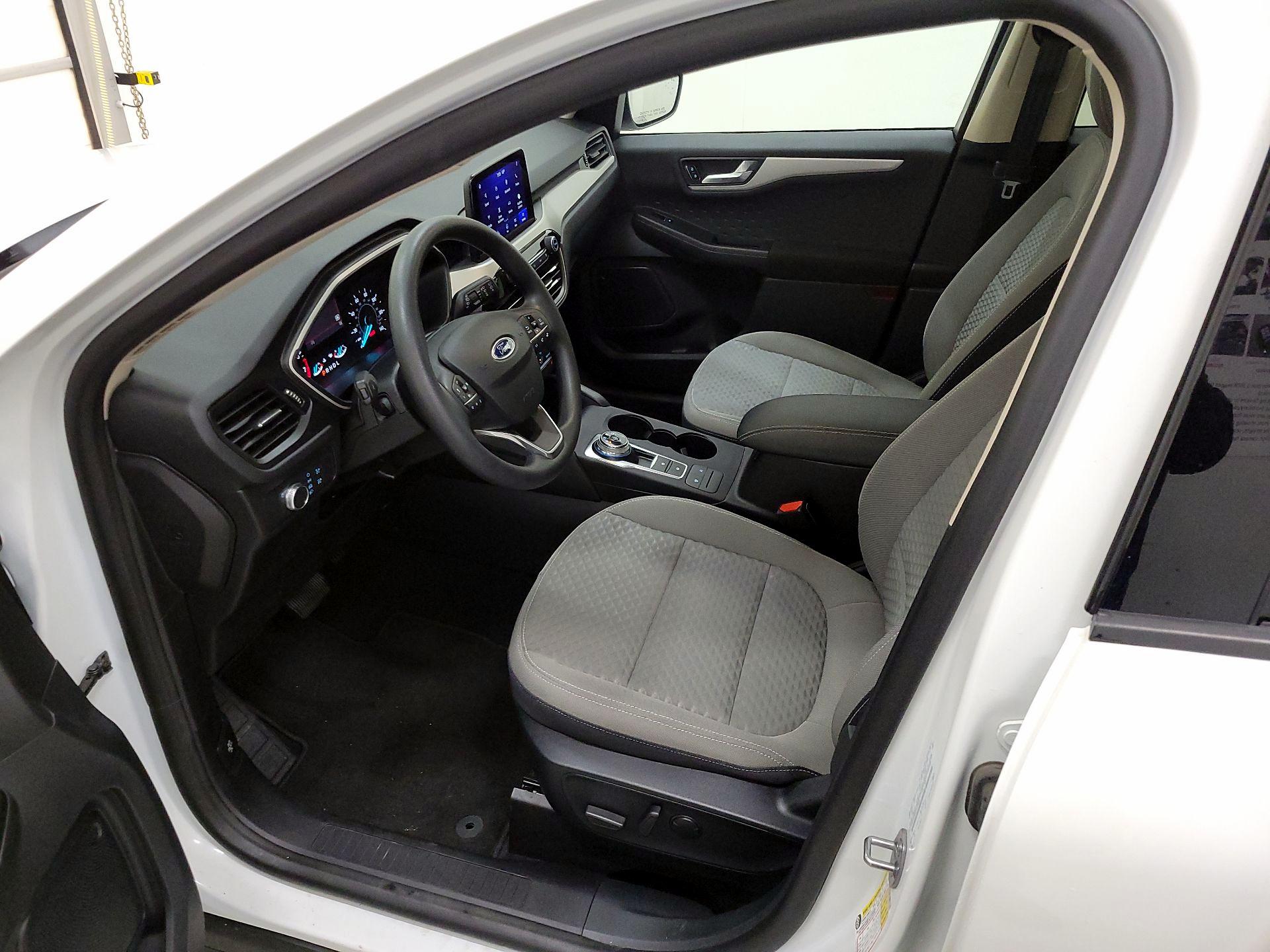 Thumbnail: 2020 Ford Escape - 11