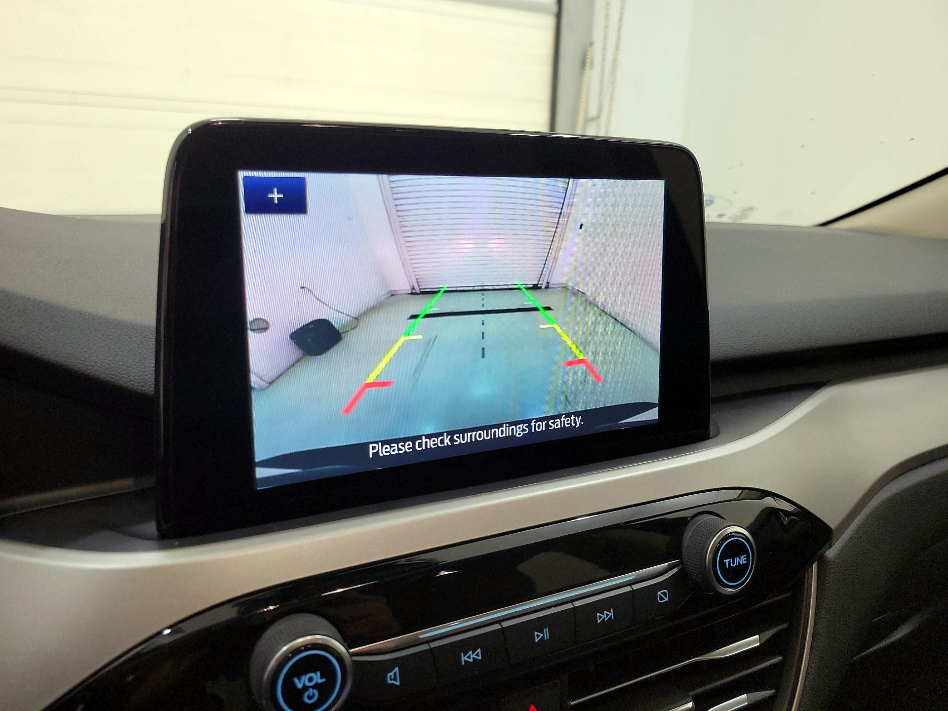 Thumbnail: 2020 Ford Escape - 14