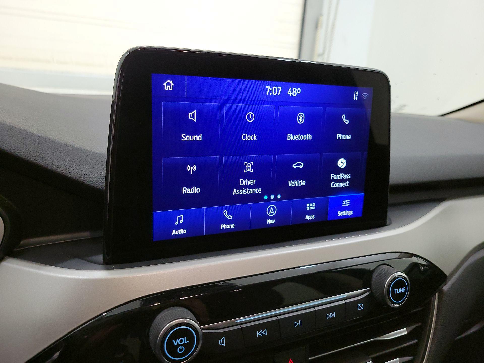 Thumbnail: 2020 Ford Escape - 15