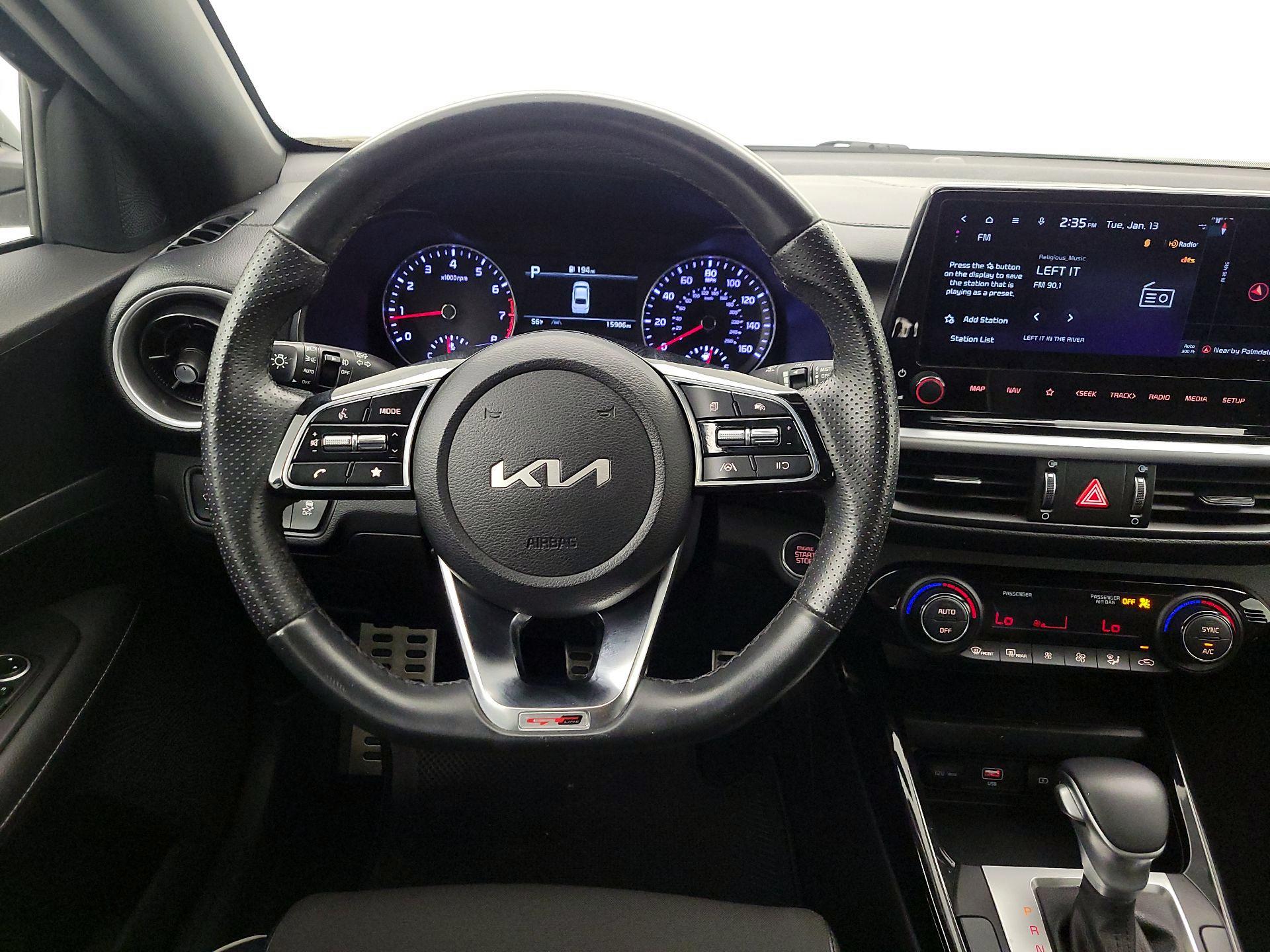 Thumbnail: 2023 Kia Forte - 10