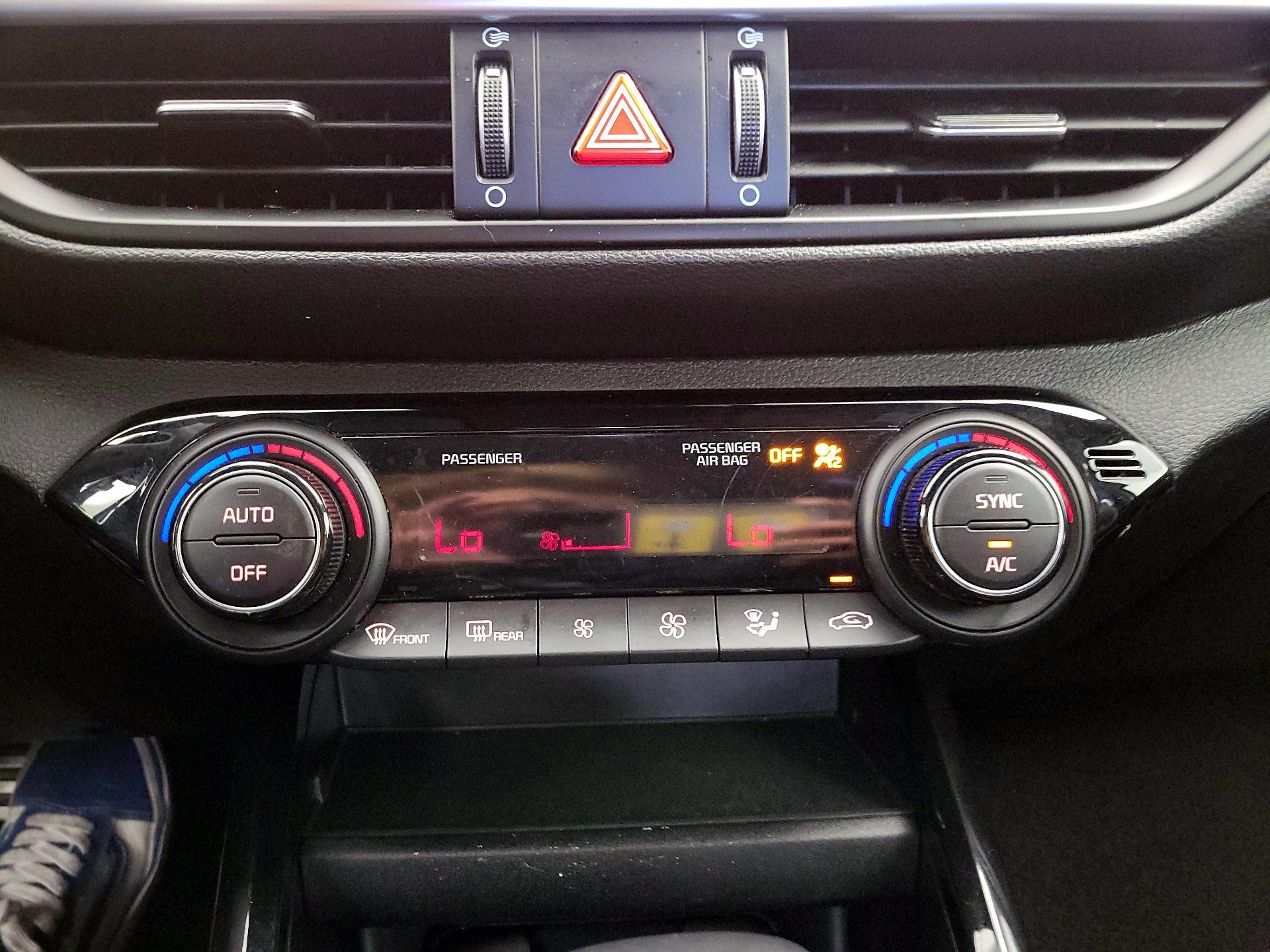 Thumbnail: 2023 Kia Forte - 16