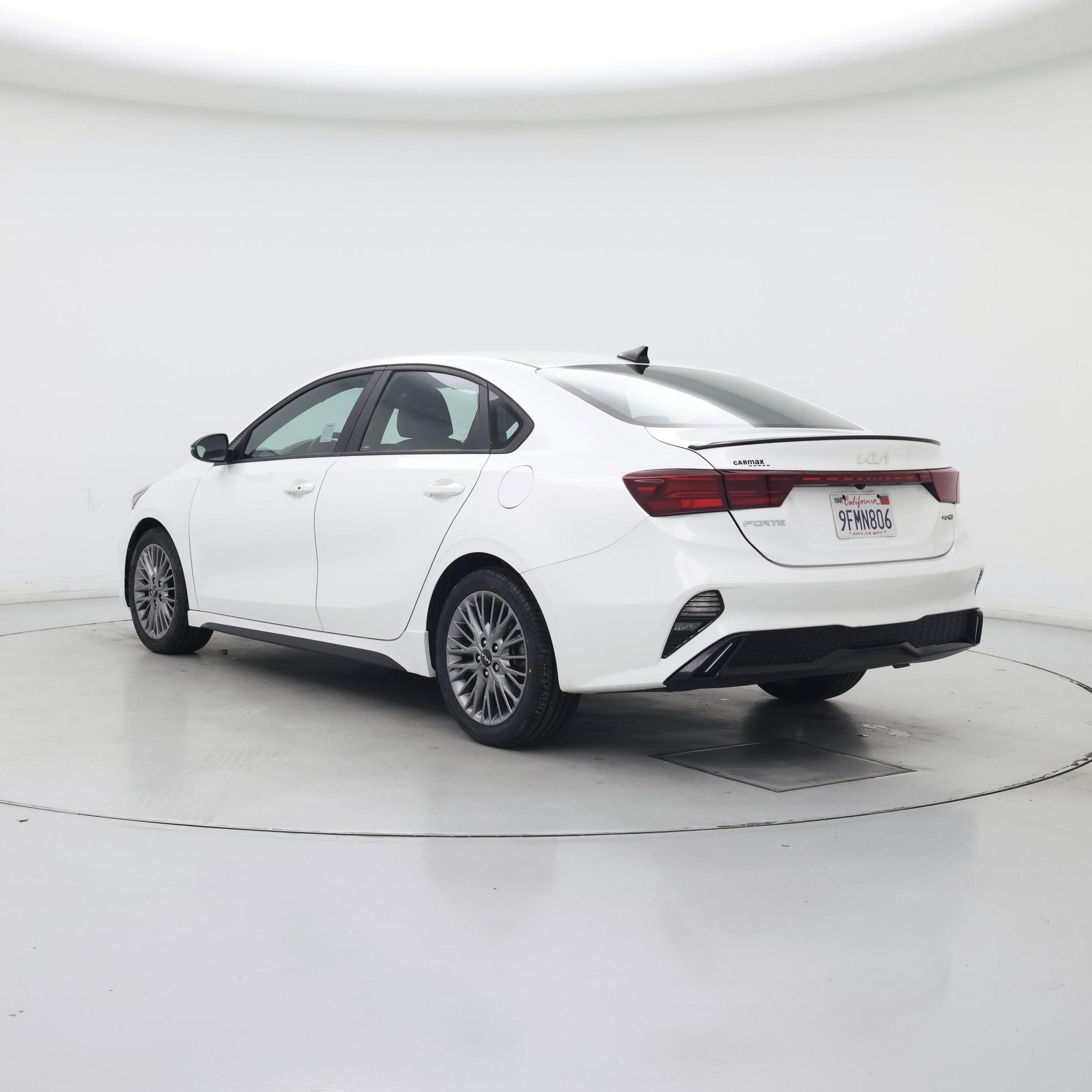 Thumbnail: 2023 Kia Forte - 2