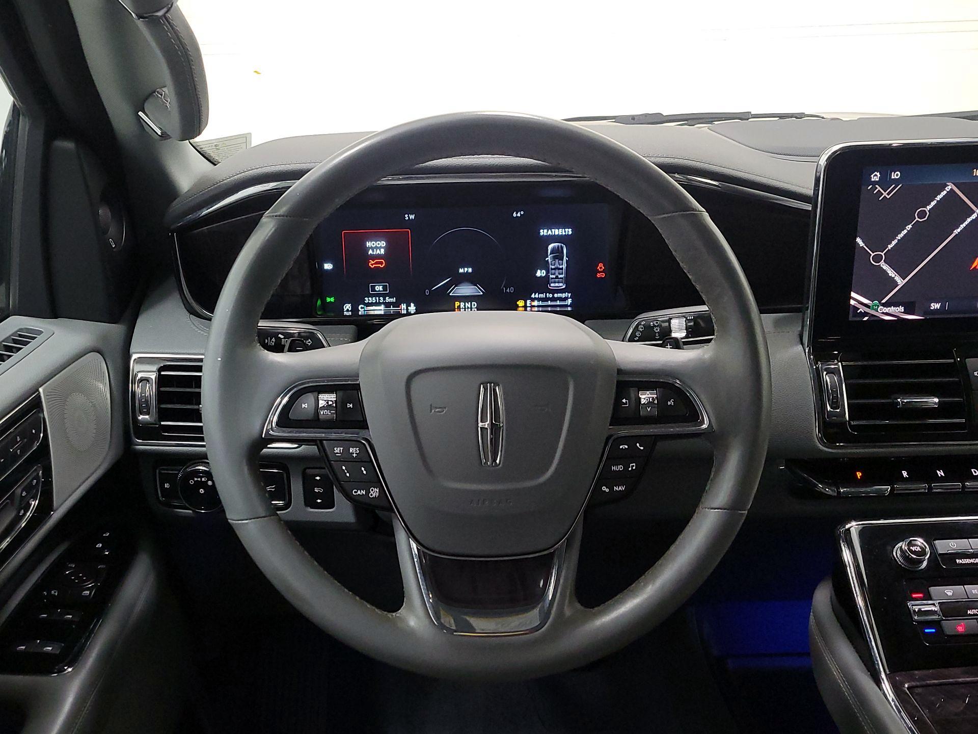 Thumbnail: 2020 Lincoln Navigator - 10