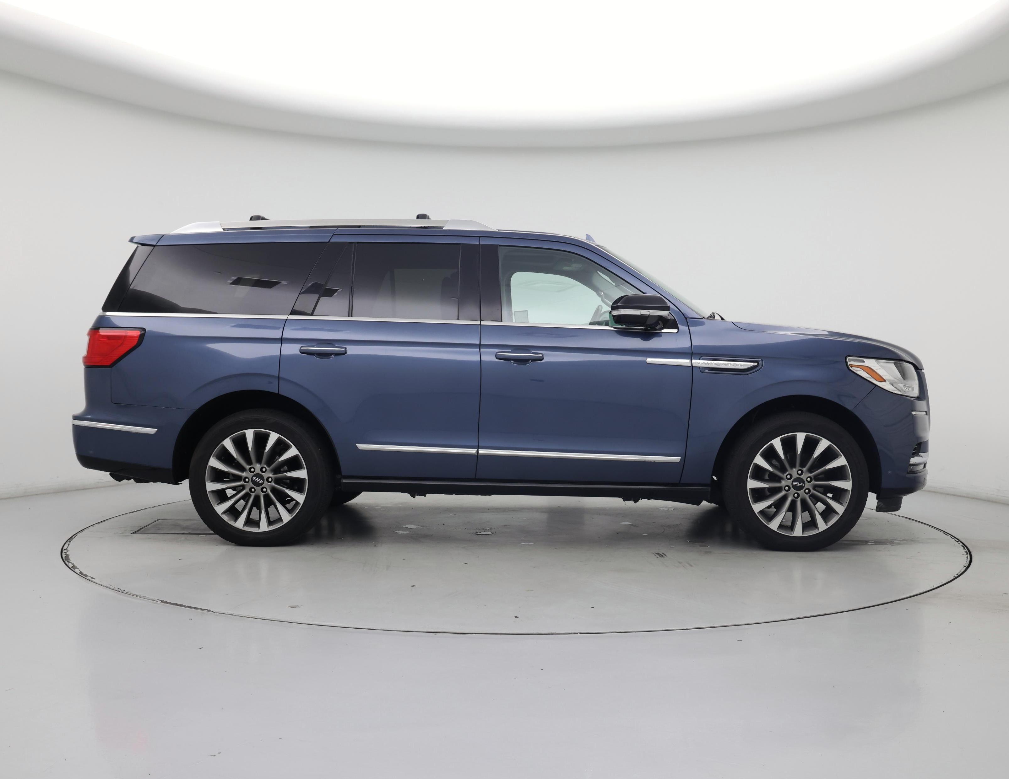 Thumbnail: 2020 Lincoln Navigator - 7