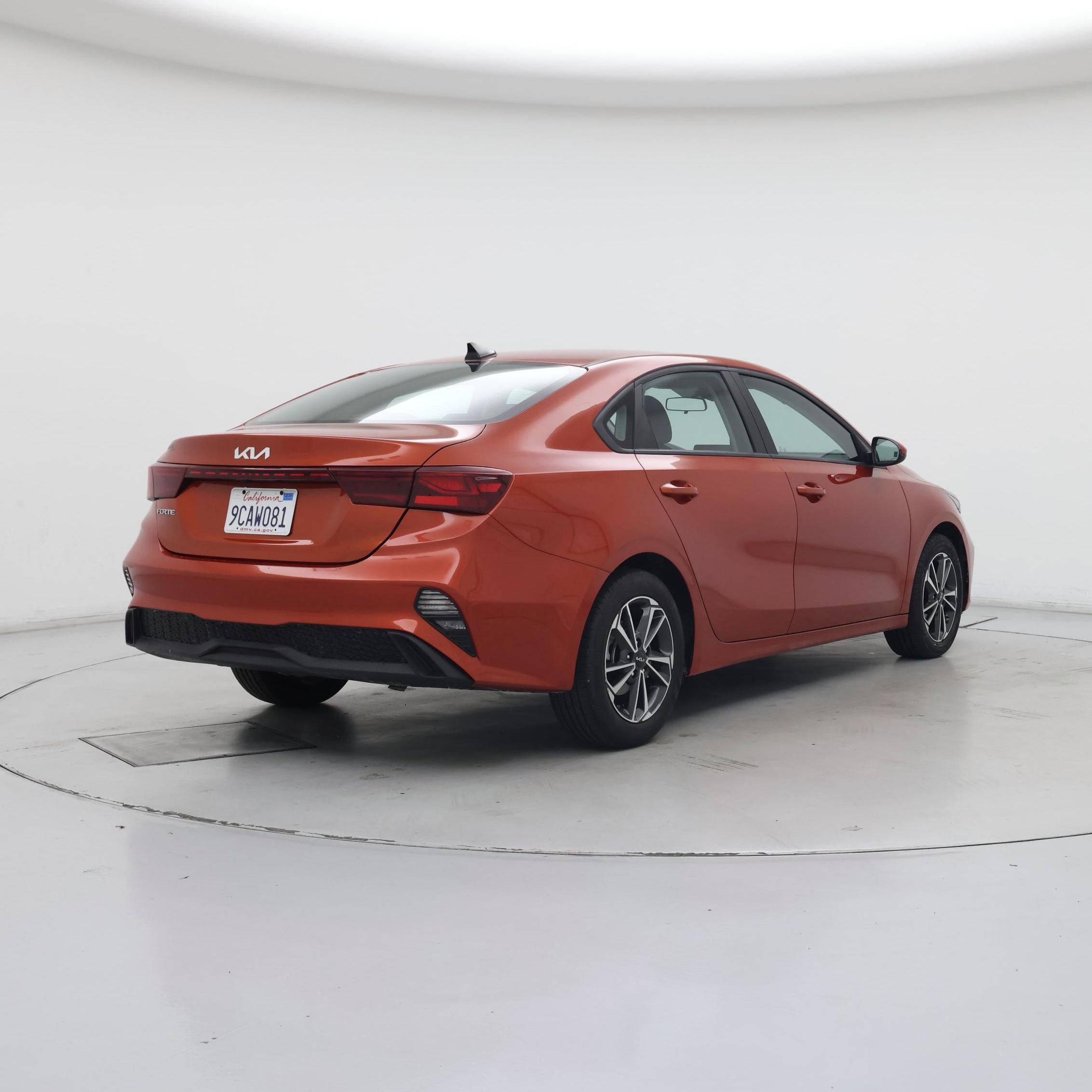 Thumbnail: 2022 Kia Forte - 8