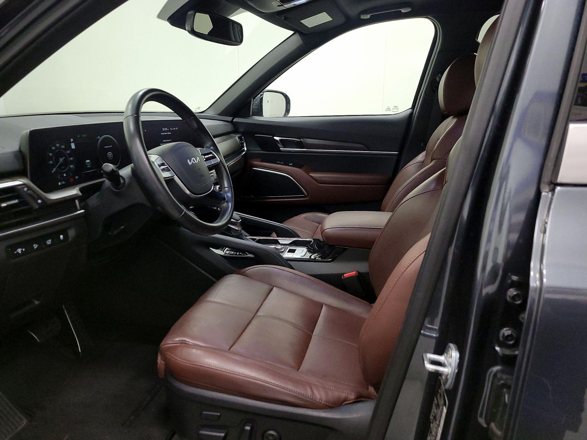 Thumbnail: 2023 Kia Telluride - 11