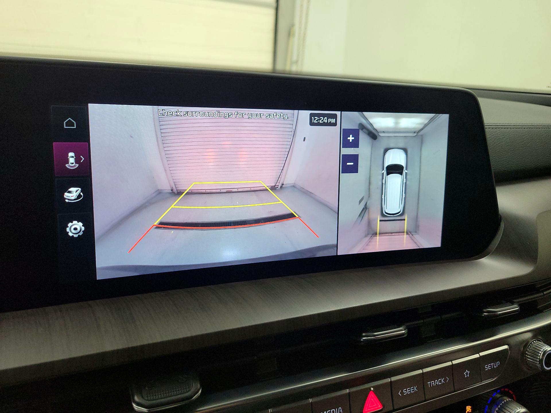 Thumbnail: 2023 Kia Telluride - 15