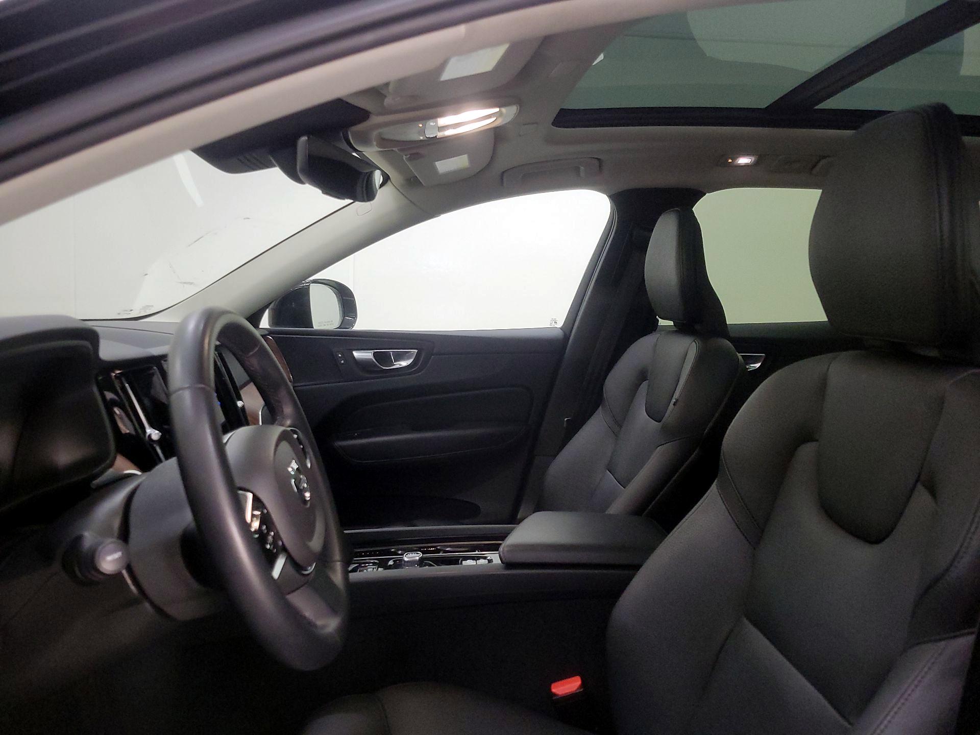 Thumbnail: 2023 Volvo XC60 - 19