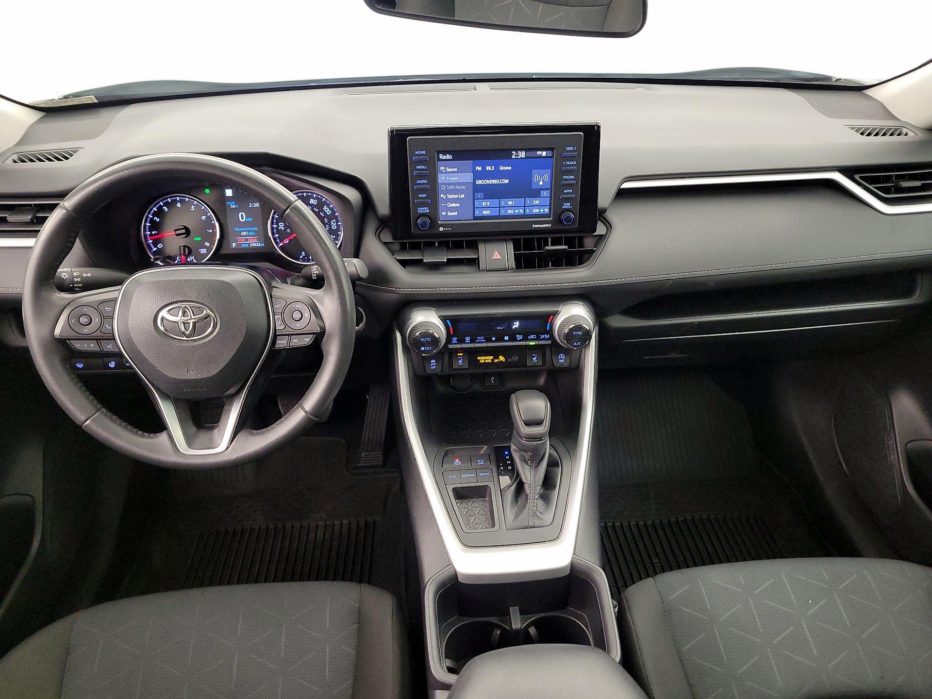 Thumbnail: 2022 Toyota RAV4 - 9