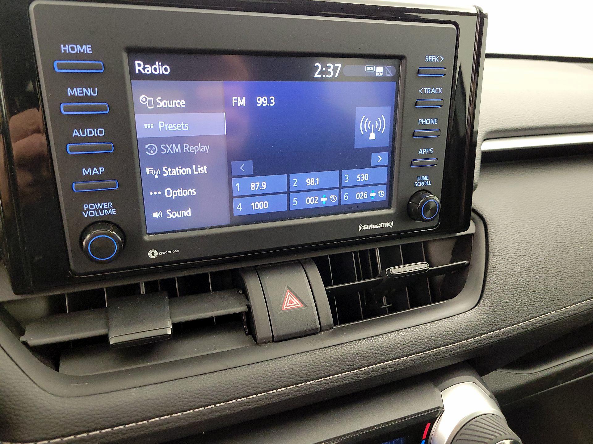 Thumbnail: 2022 Toyota RAV4 - 15