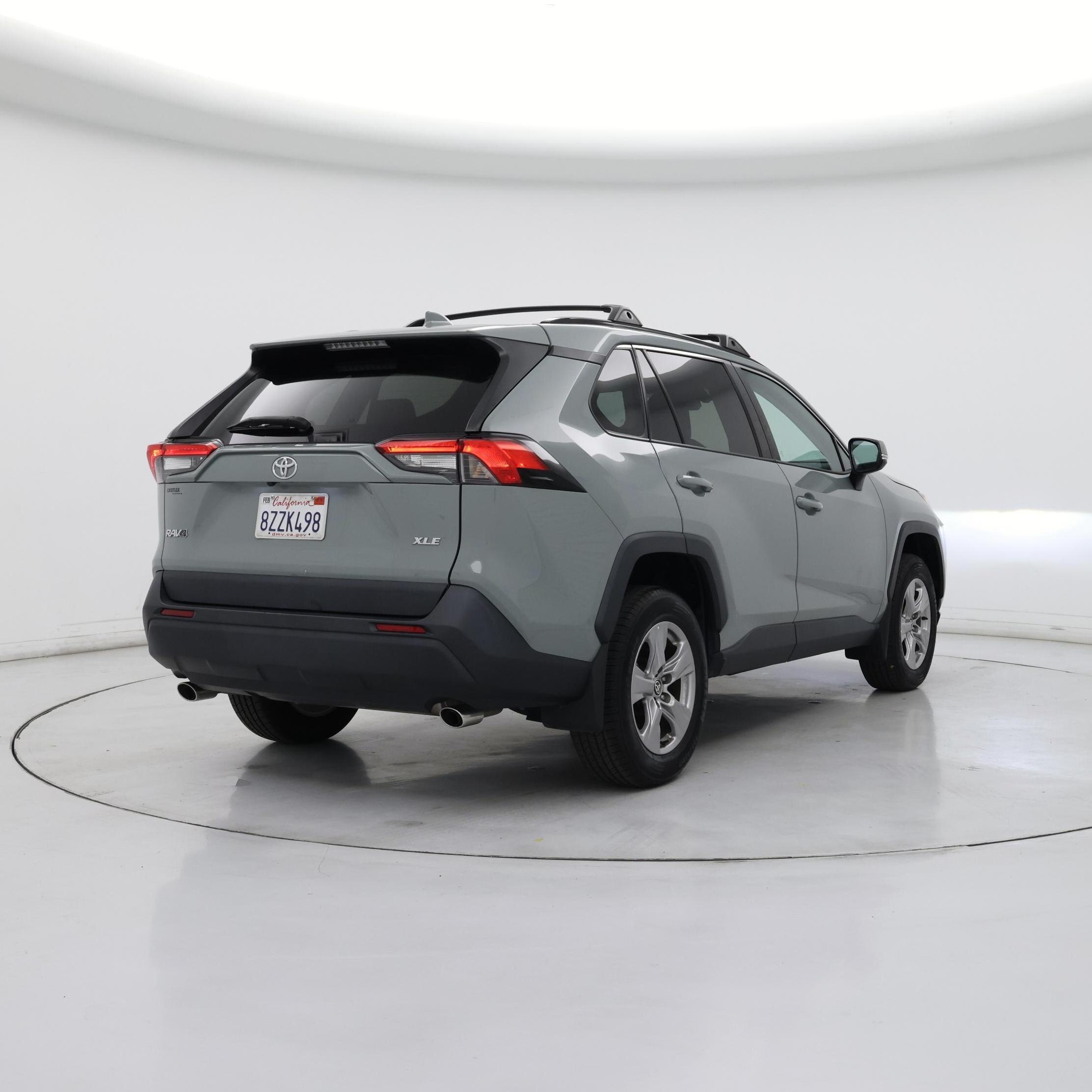 Thumbnail: 2022 Toyota RAV4 - 8