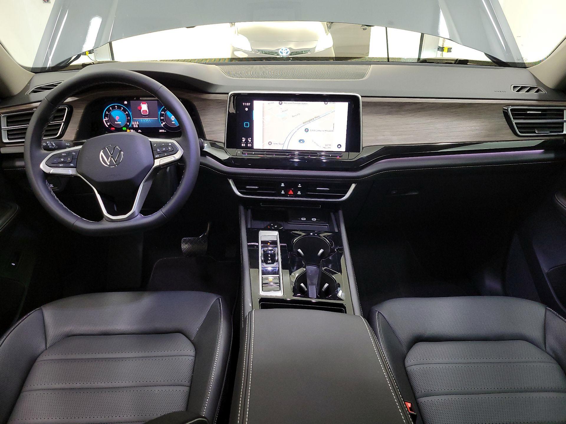 Thumbnail: 2025 Volkswagen Atlas - 9