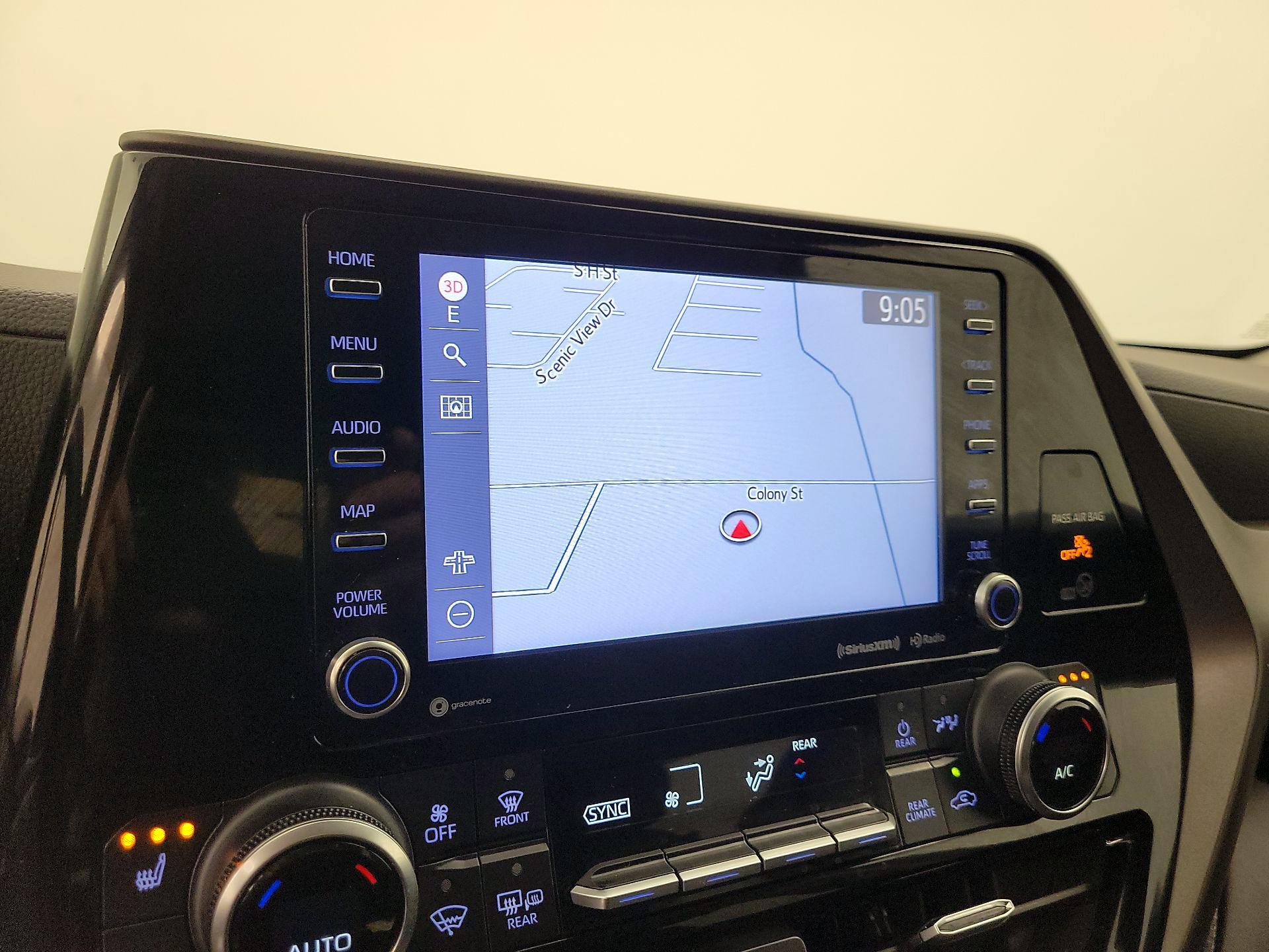 Thumbnail: 2022 Toyota Highlander - 14