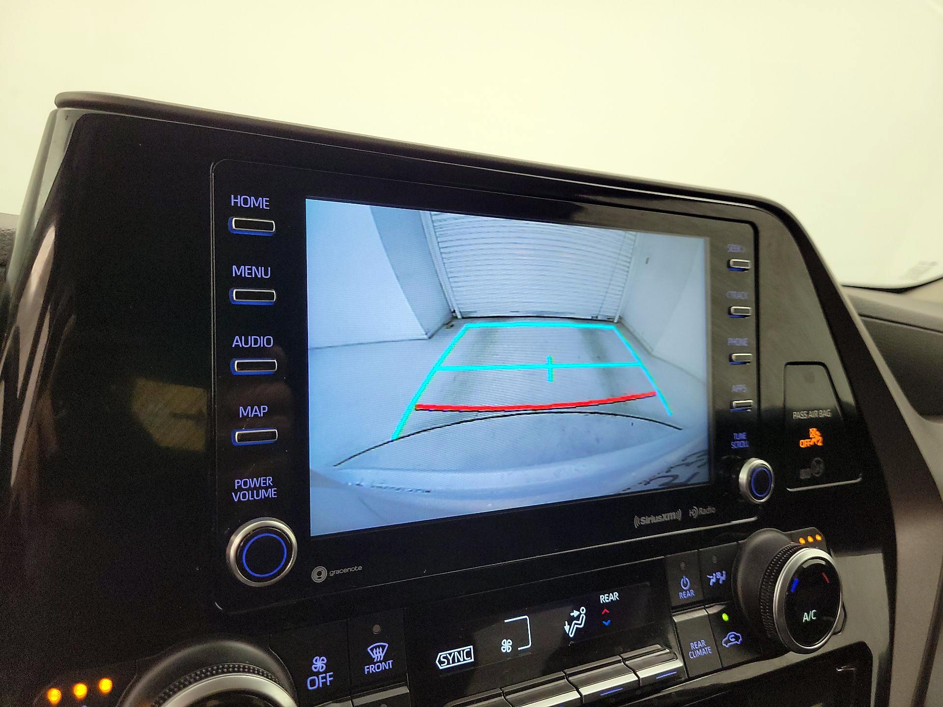 Thumbnail: 2022 Toyota Highlander - 15