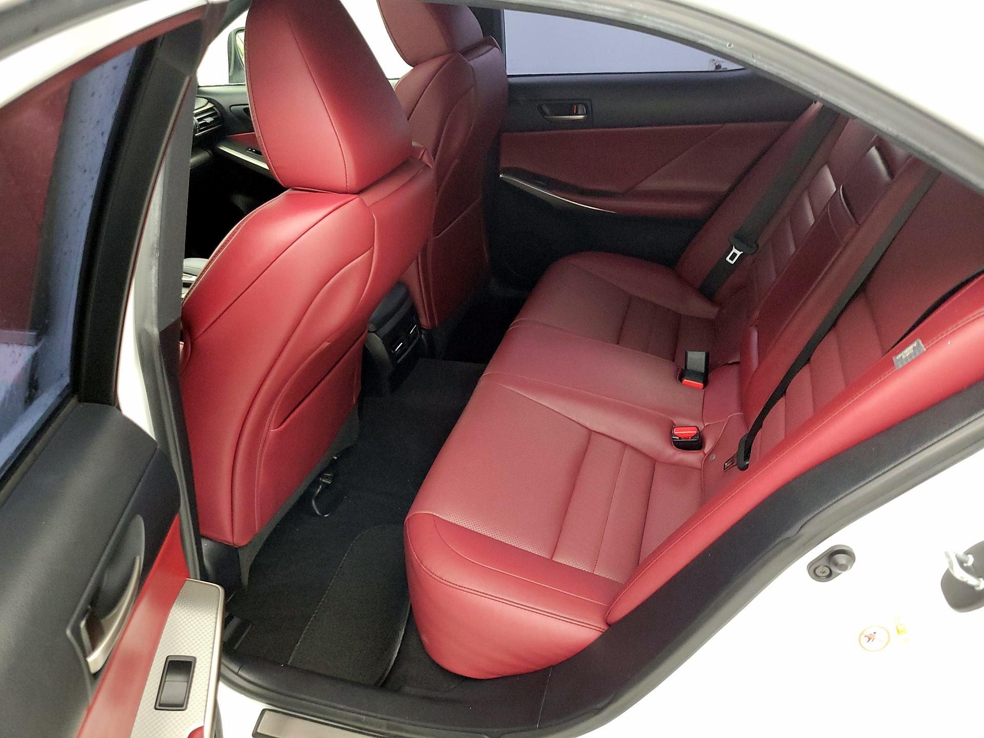 Thumbnail: 2017 Lexus IS - 20