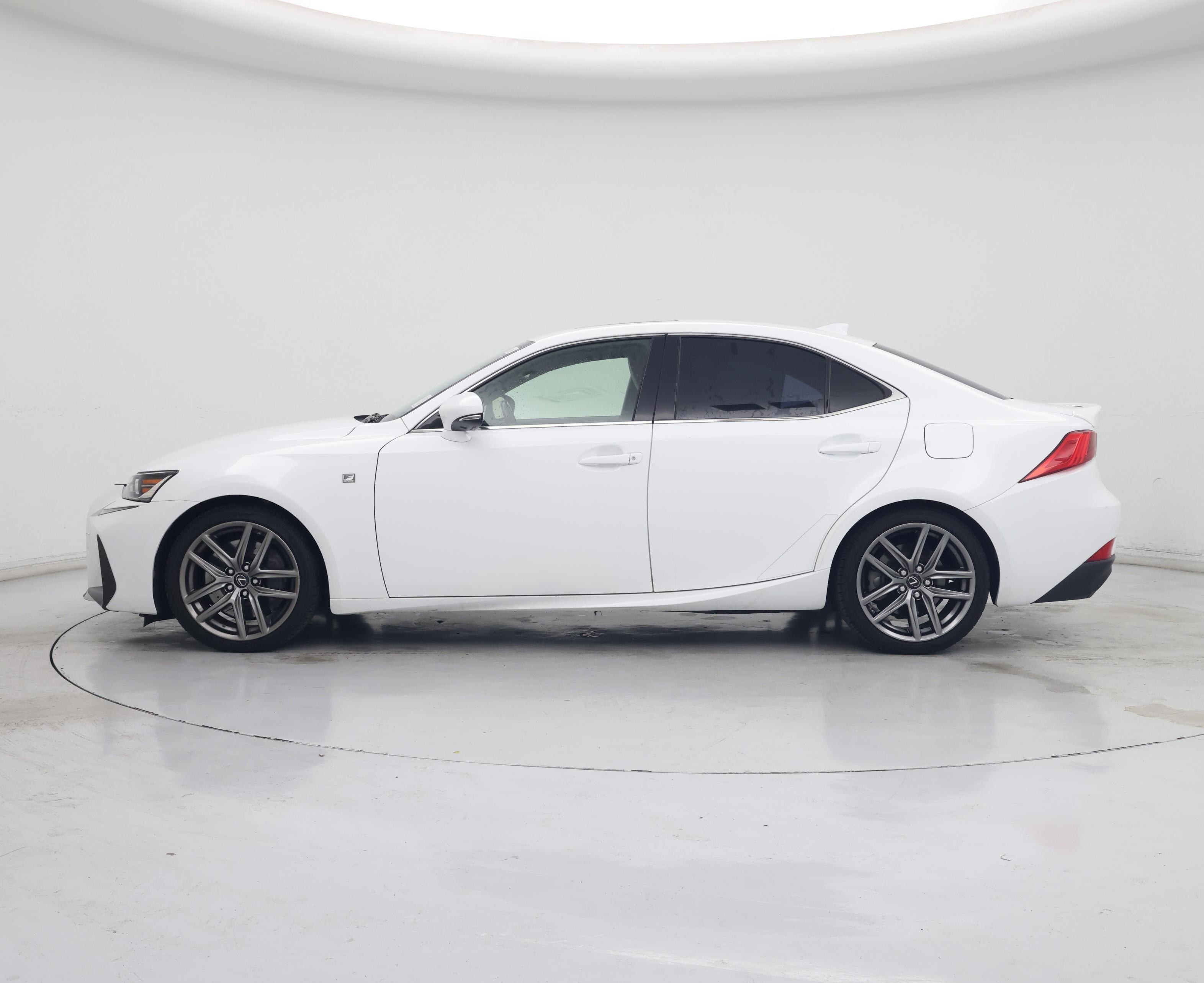 Thumbnail: 2017 Lexus IS - 3