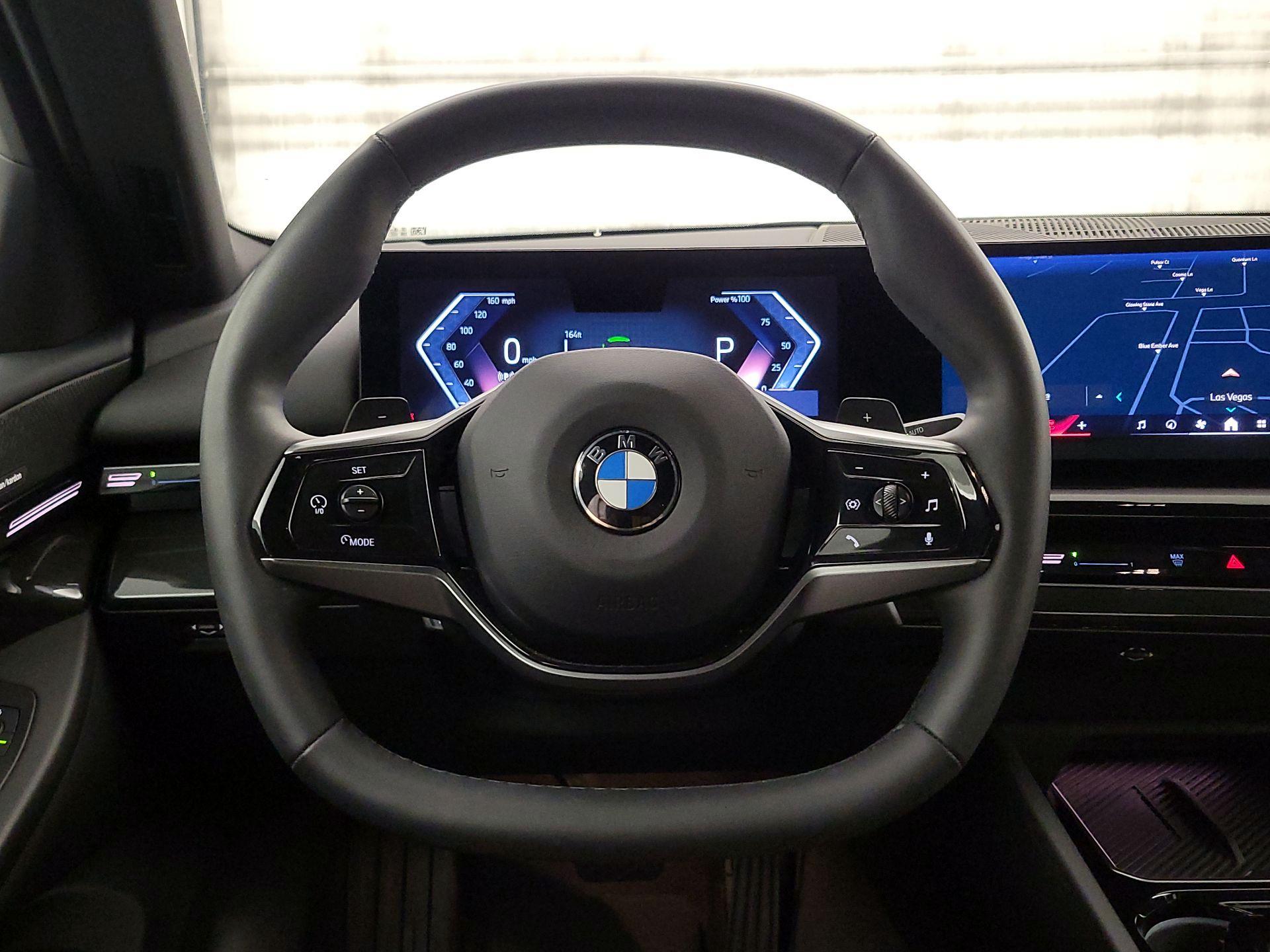 Thumbnail: 2024 BMW 5 Series - 10