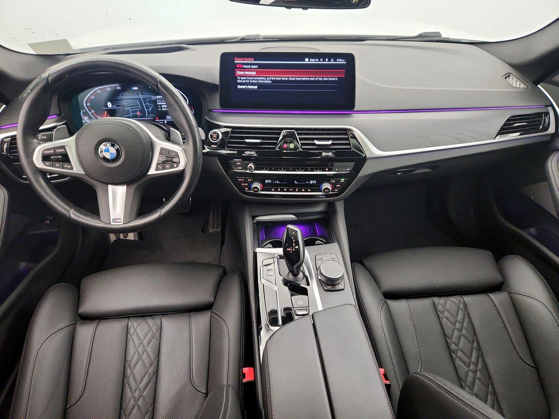 Thumbnail: 2023 BMW 5 Series - 9