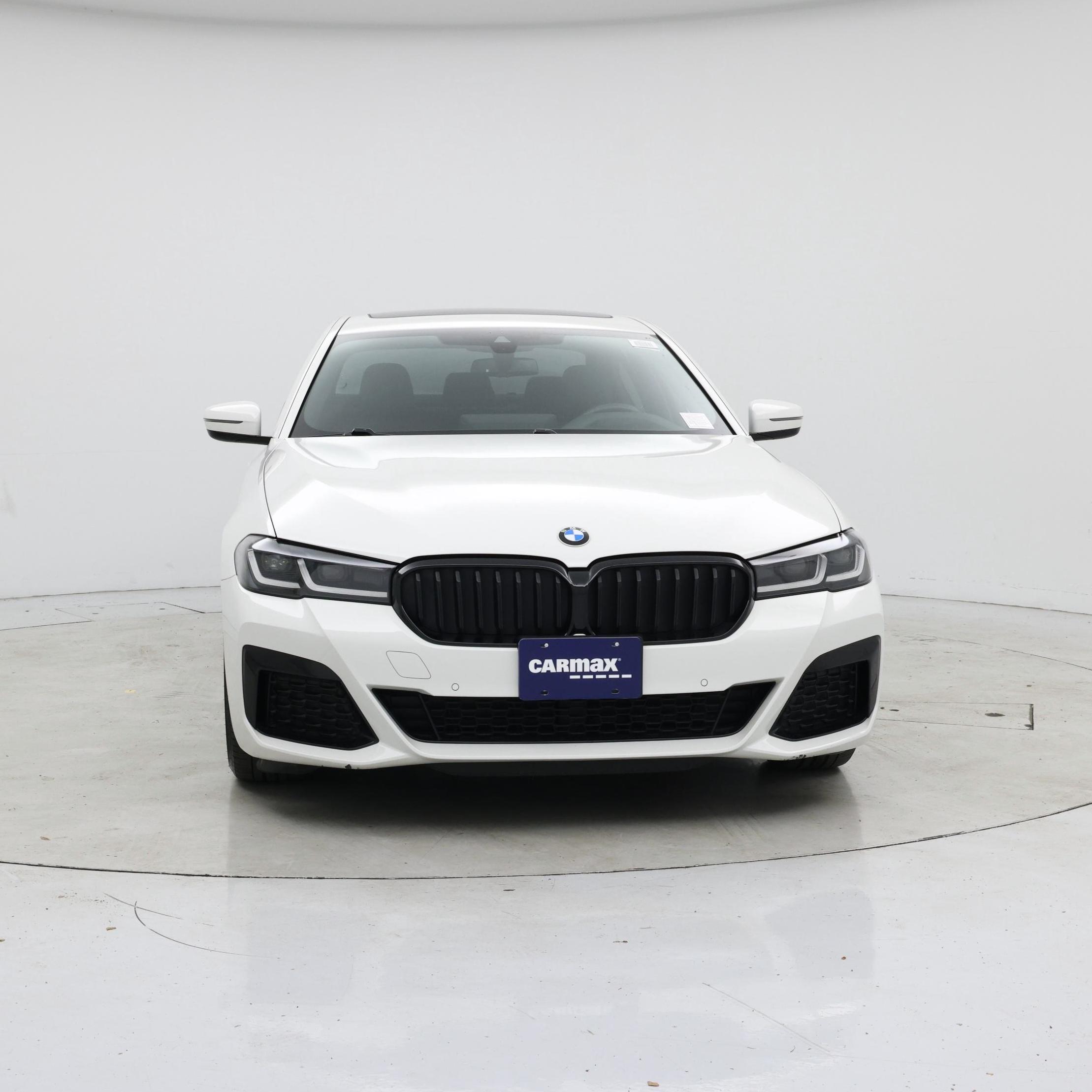 Thumbnail: 2023 BMW 5 Series - 5