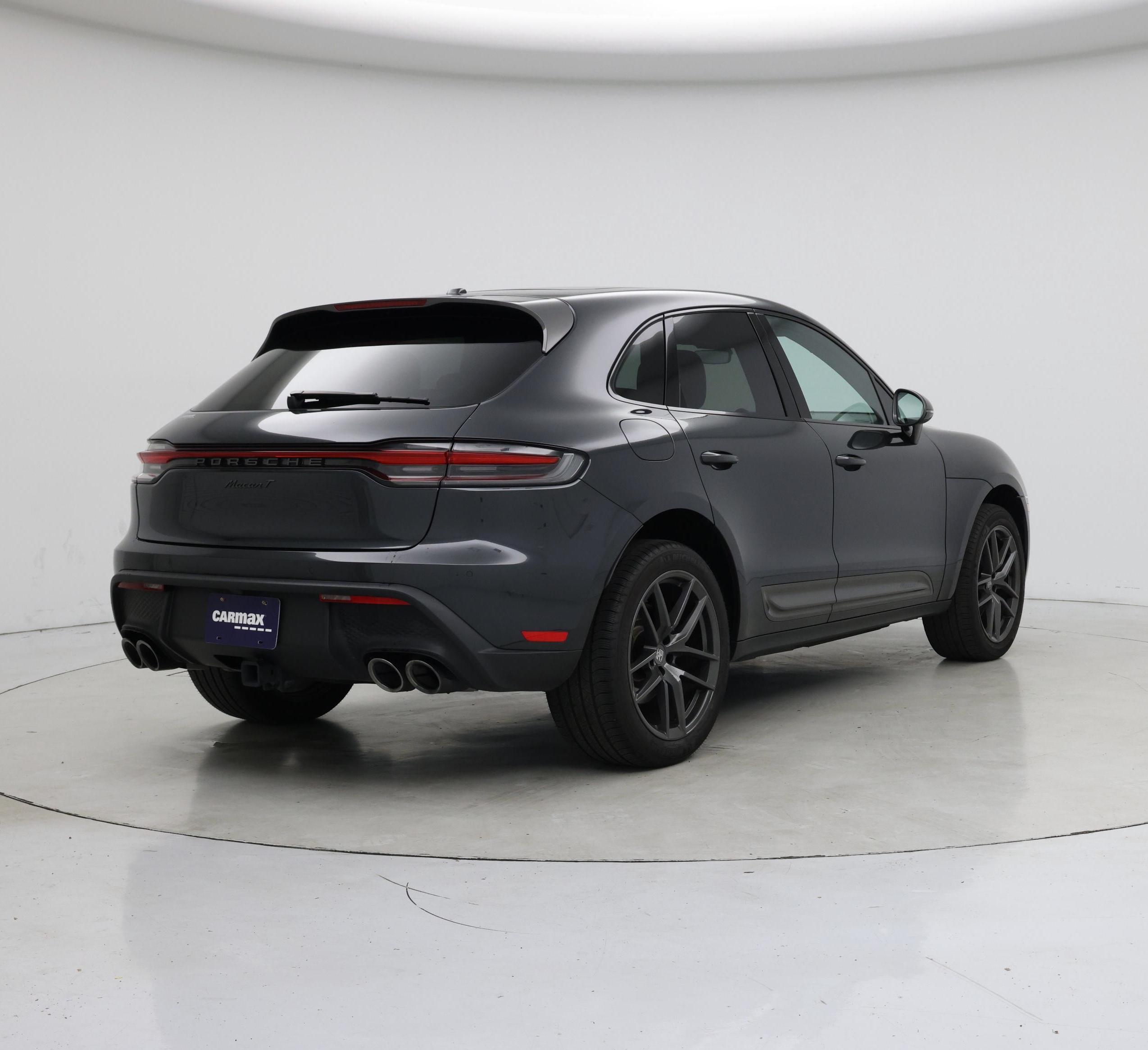 Thumbnail: 2023 Porsche Macan - 8
