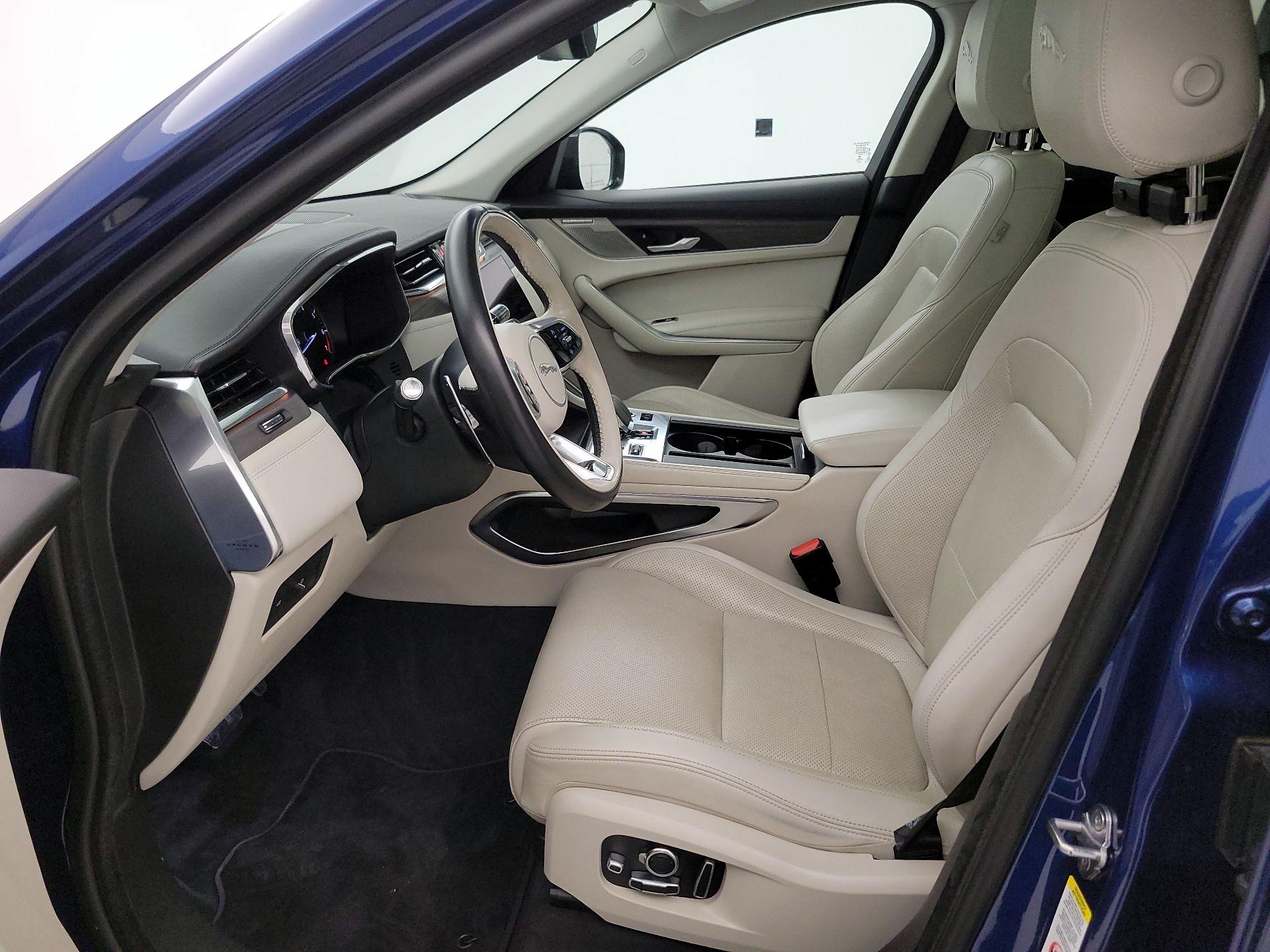 Thumbnail: 2022 Jaguar F-Pace - 11