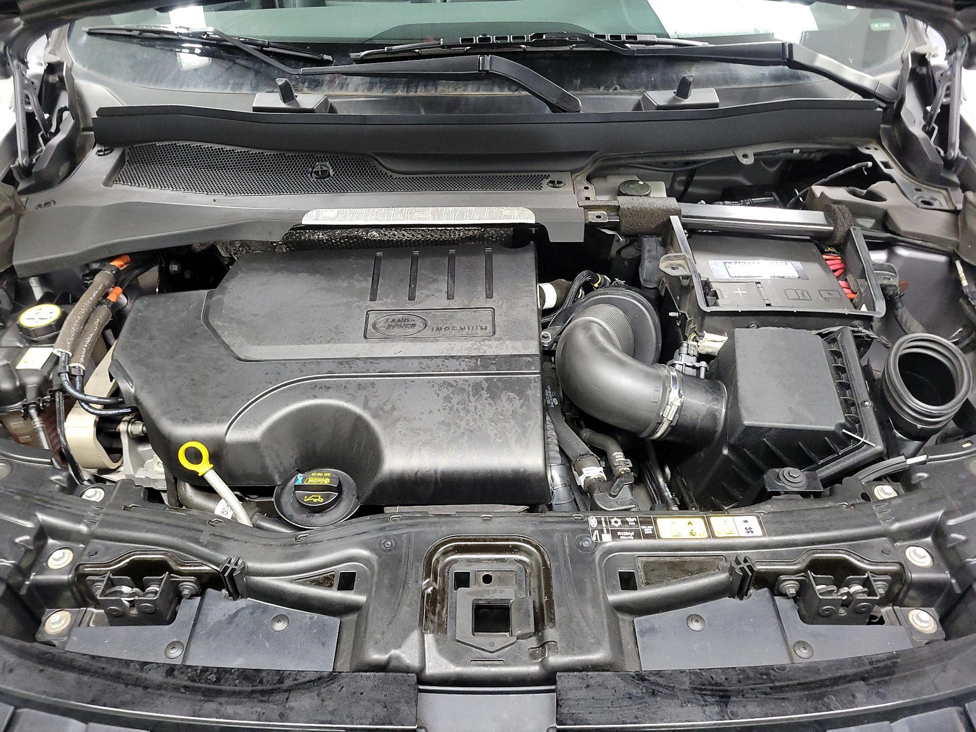 Thumbnail: 2022 Land Rover Discovery Sport - 17