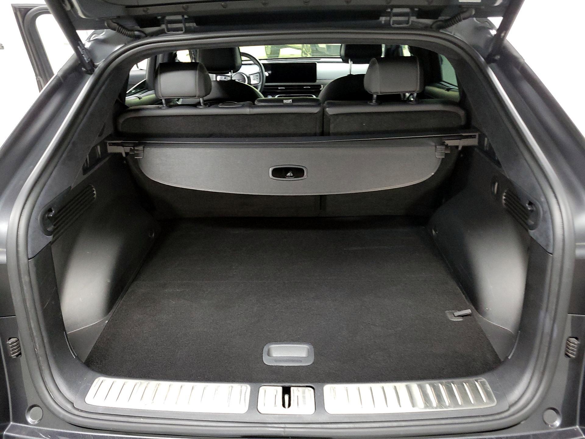 Thumbnail: 2023 Genesis GV60 - 17