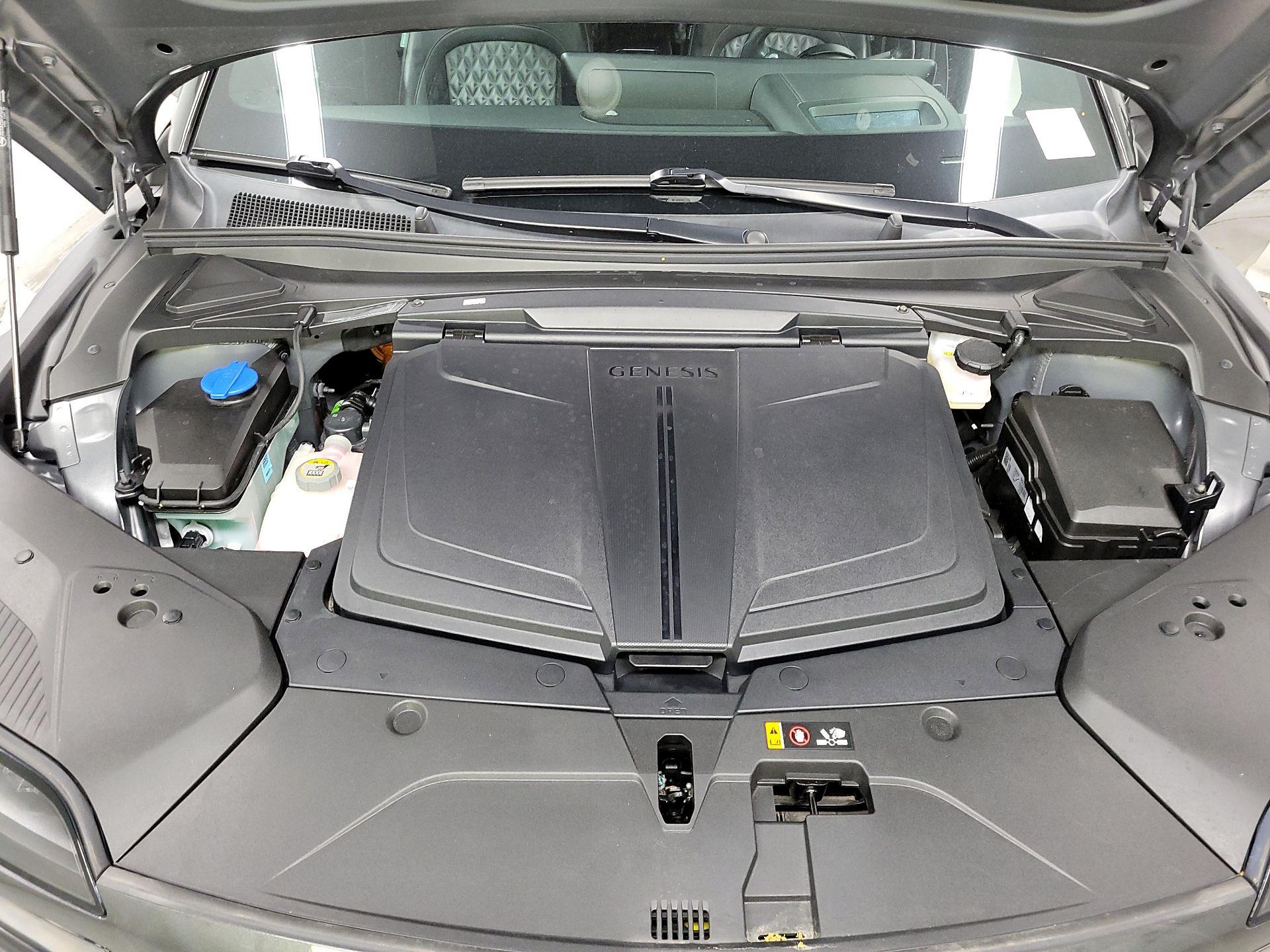 Thumbnail: 2023 Genesis GV60 - 18