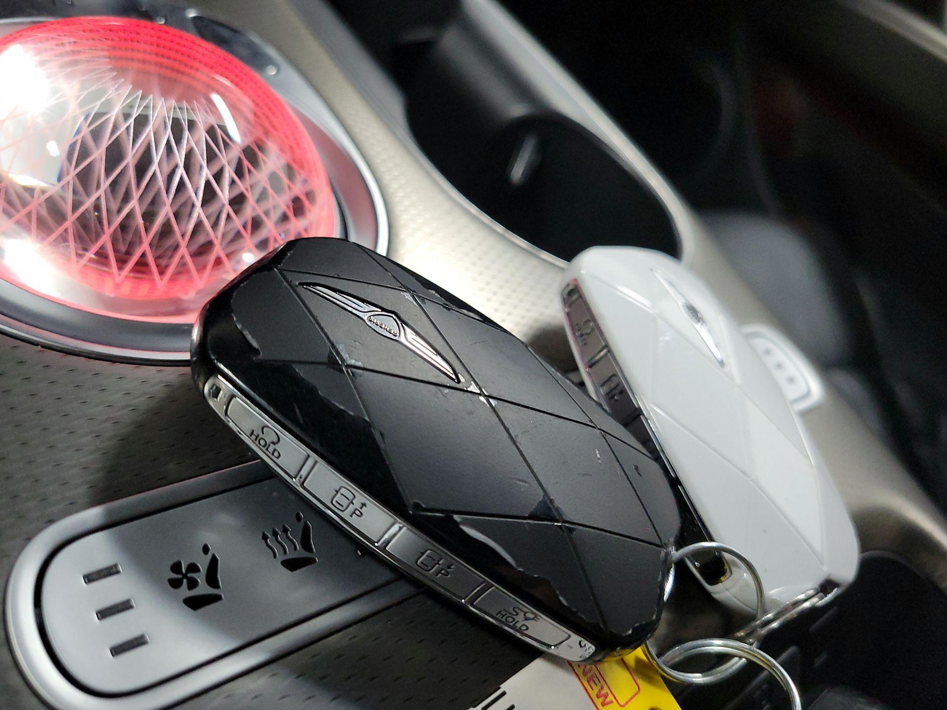 Thumbnail: 2023 Genesis GV60 - 19