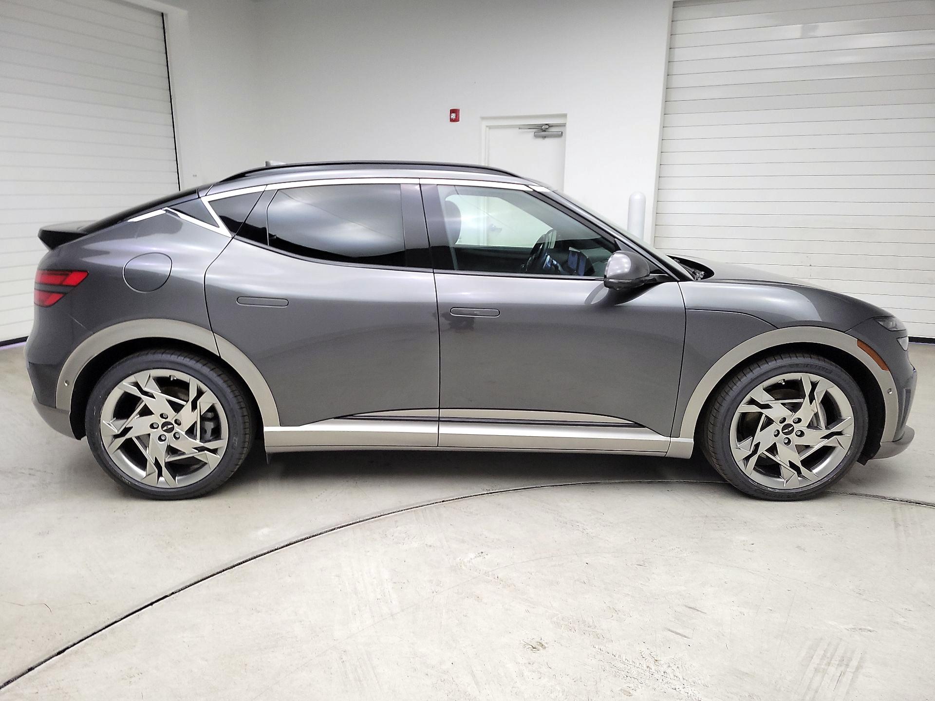 Thumbnail: 2023 Genesis GV60 - 4