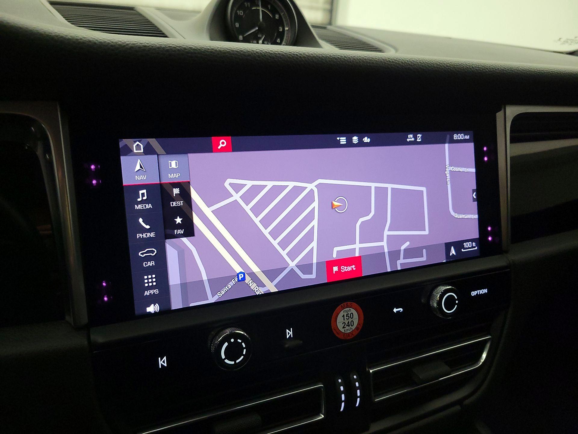 Thumbnail: 2023 Porsche Macan - 14