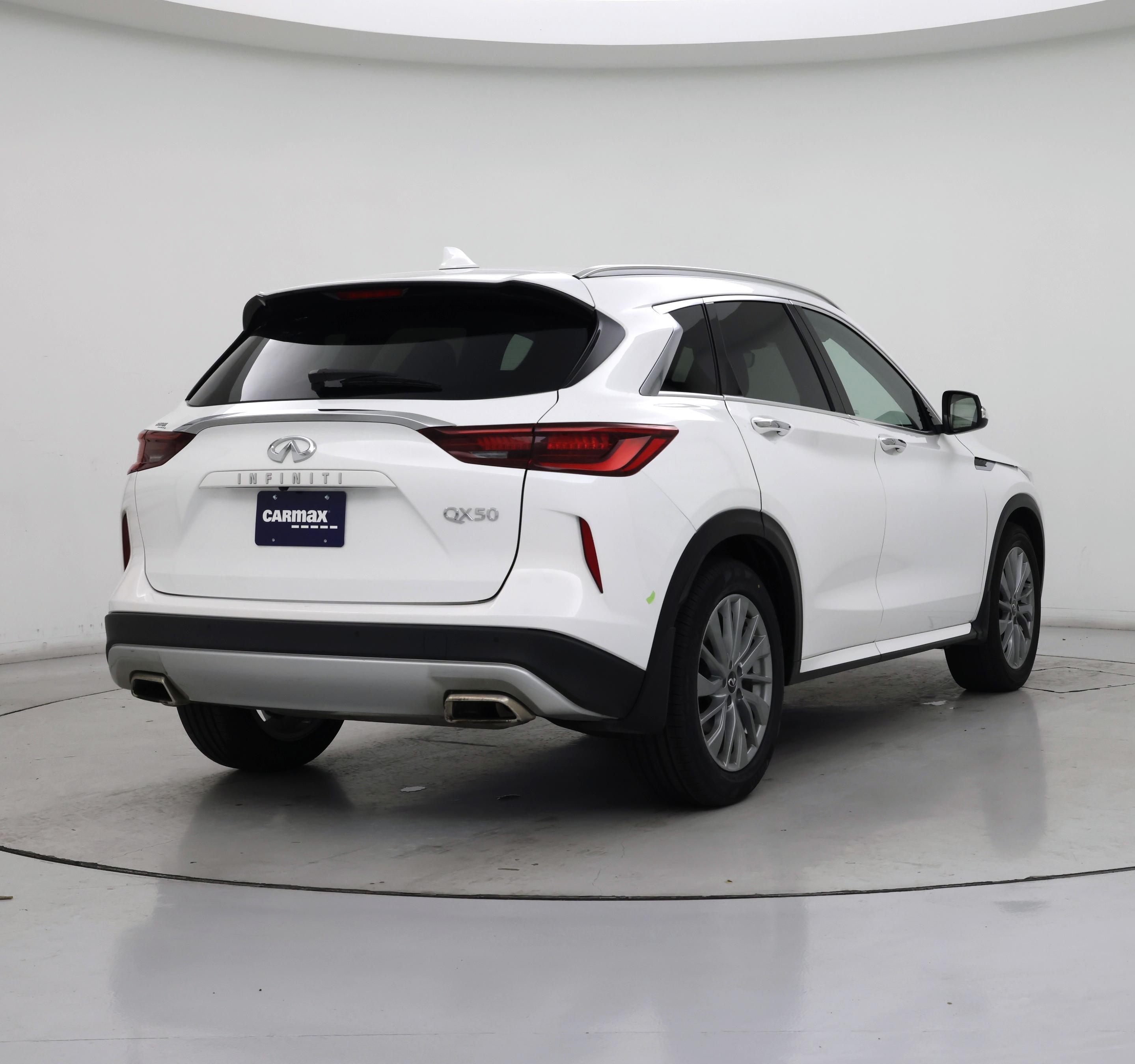 Thumbnail: 2023 INFINITI QX50 - 8
