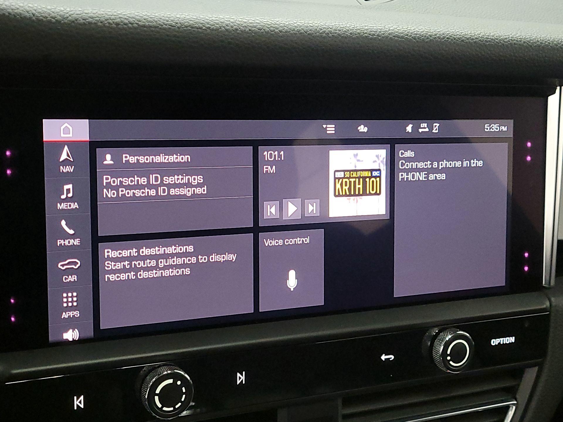 Thumbnail: 2024 Porsche Macan - 12