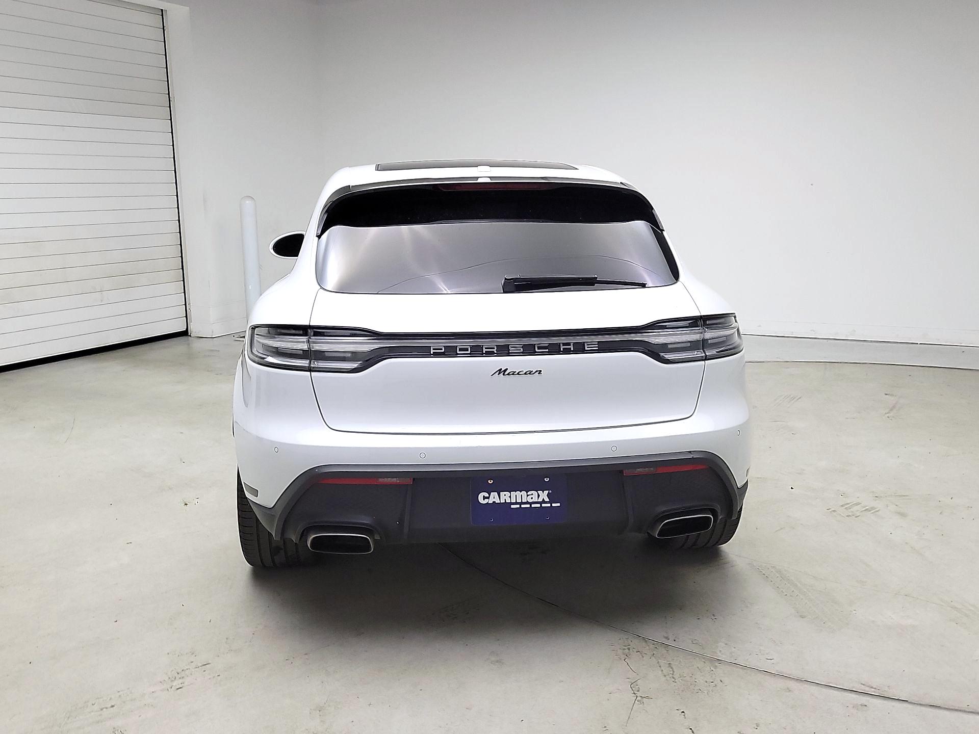 Thumbnail: 2024 Porsche Macan - 6