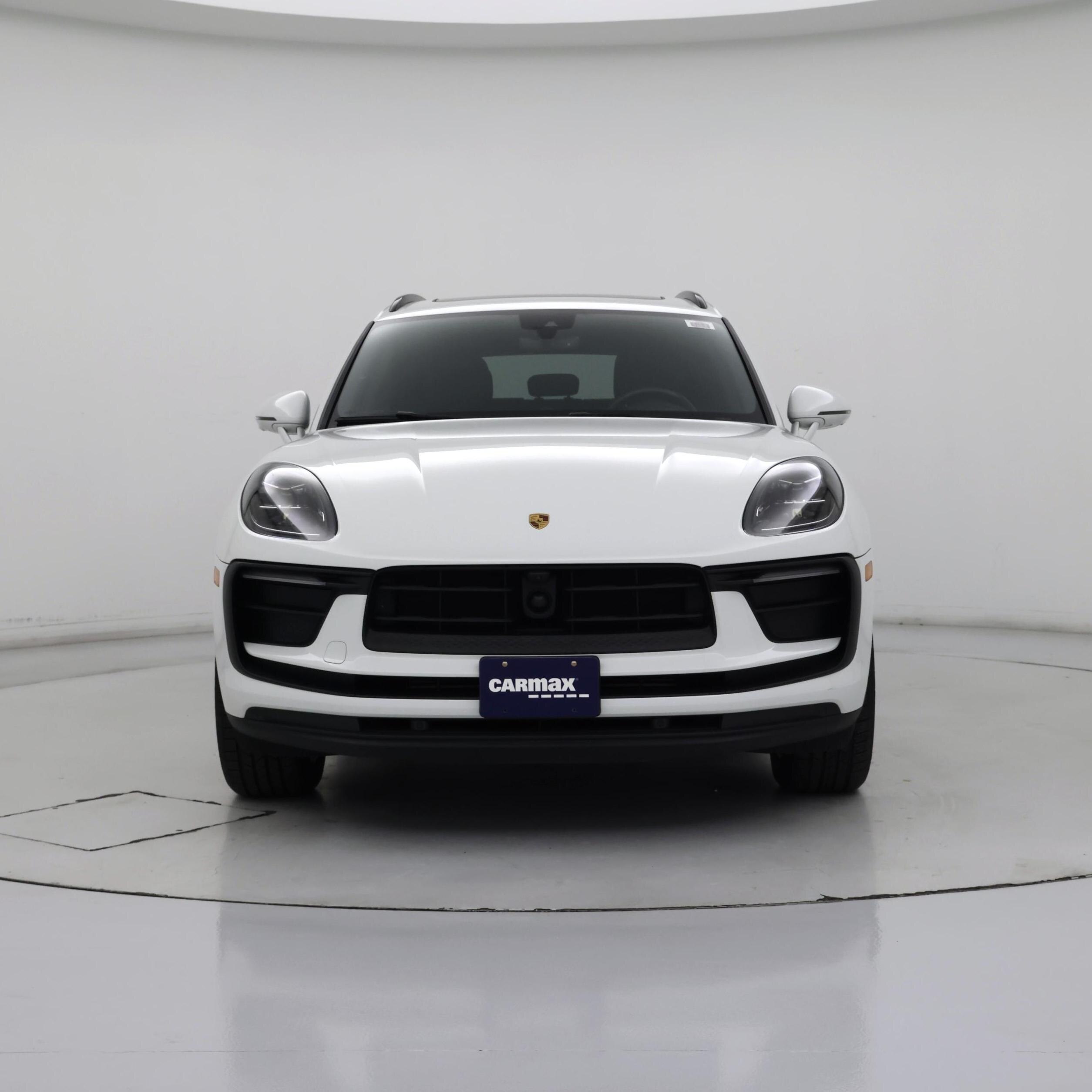 Thumbnail: 2023 Porsche Macan - 5