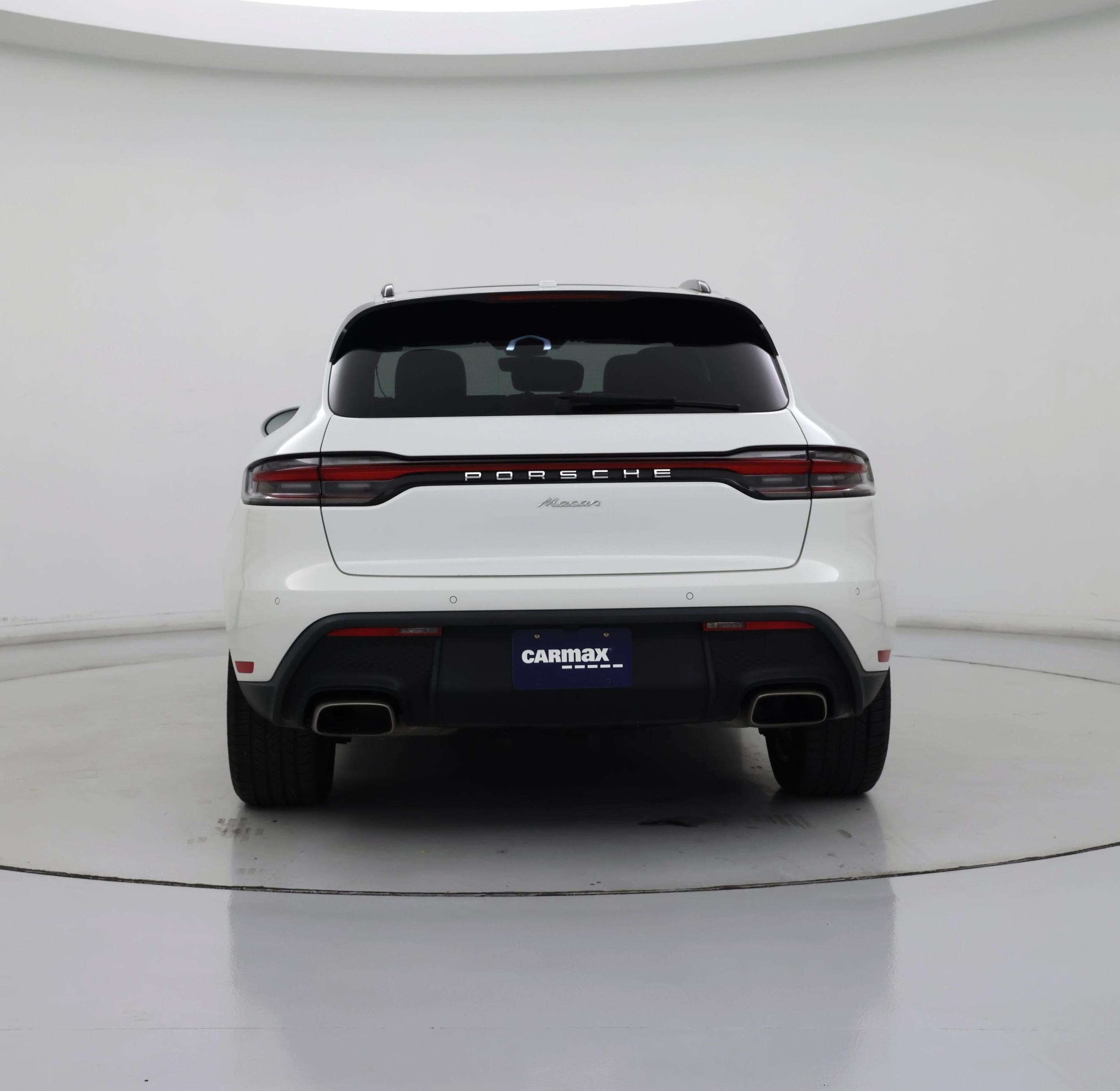 Thumbnail: 2023 Porsche Macan - 6