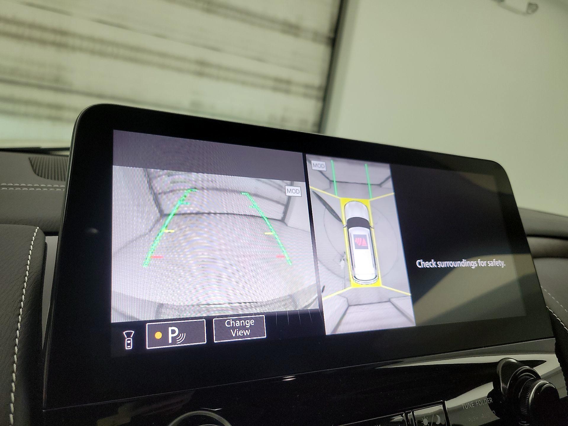 Thumbnail: 2022 INFINITI QX80 - 15