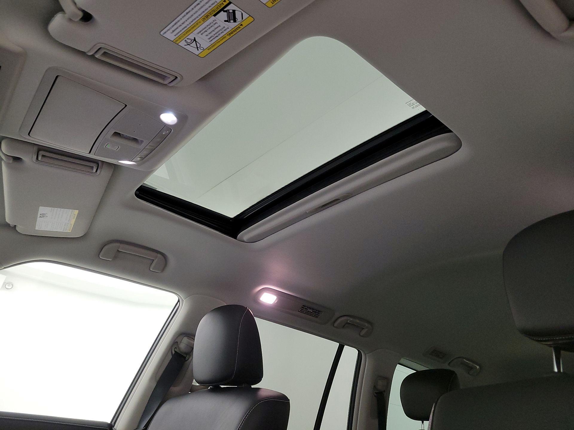 Thumbnail: 2022 INFINITI QX80 - 20