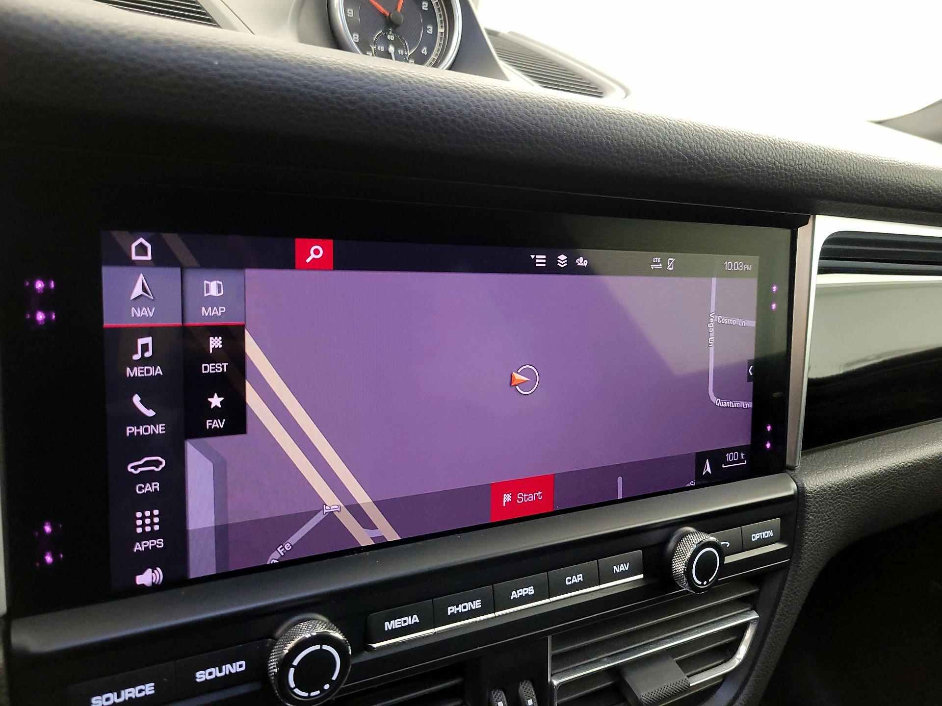 Thumbnail: 2020 Porsche Macan - 14