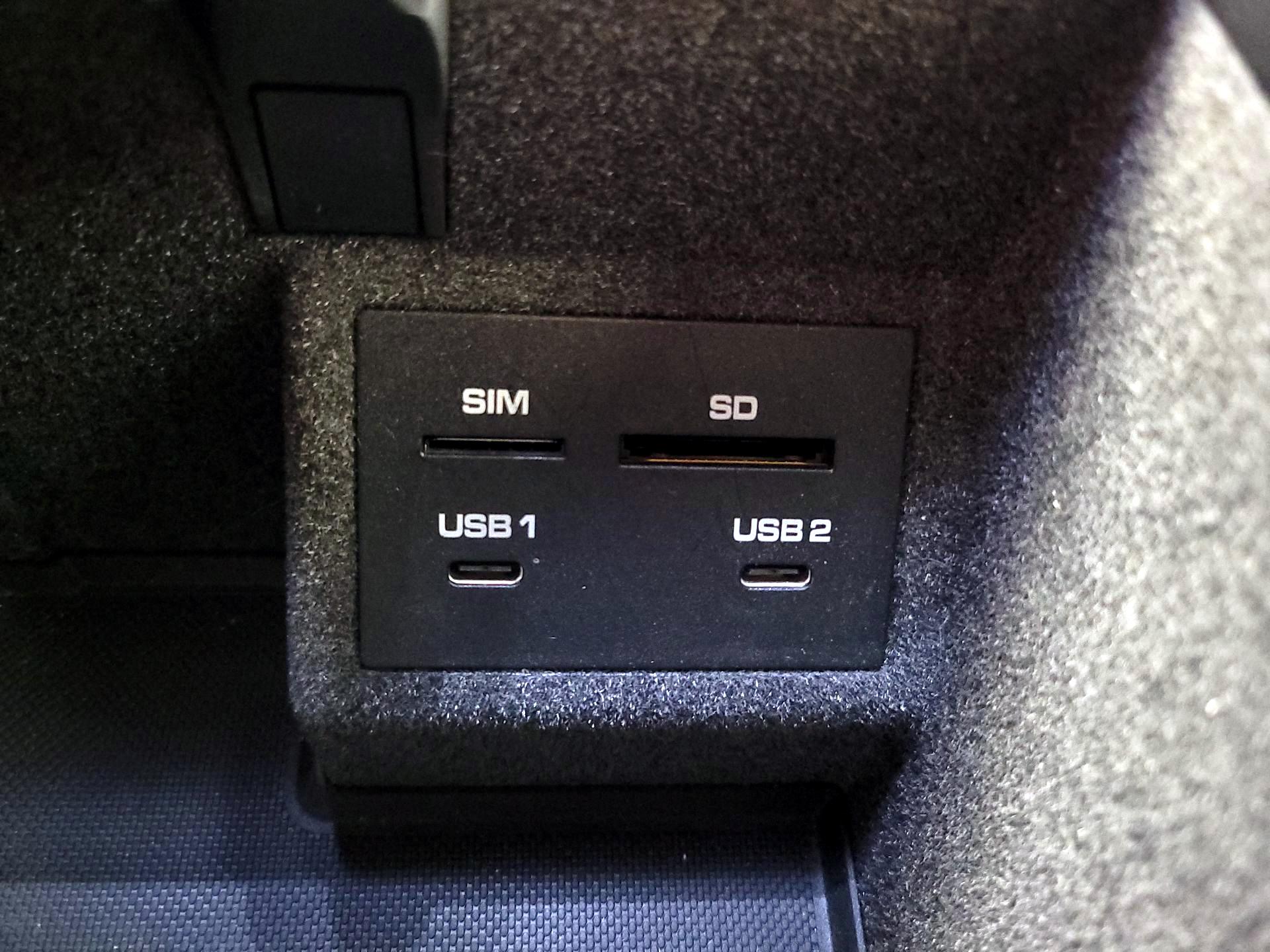 Thumbnail: 2020 Porsche Macan - 19