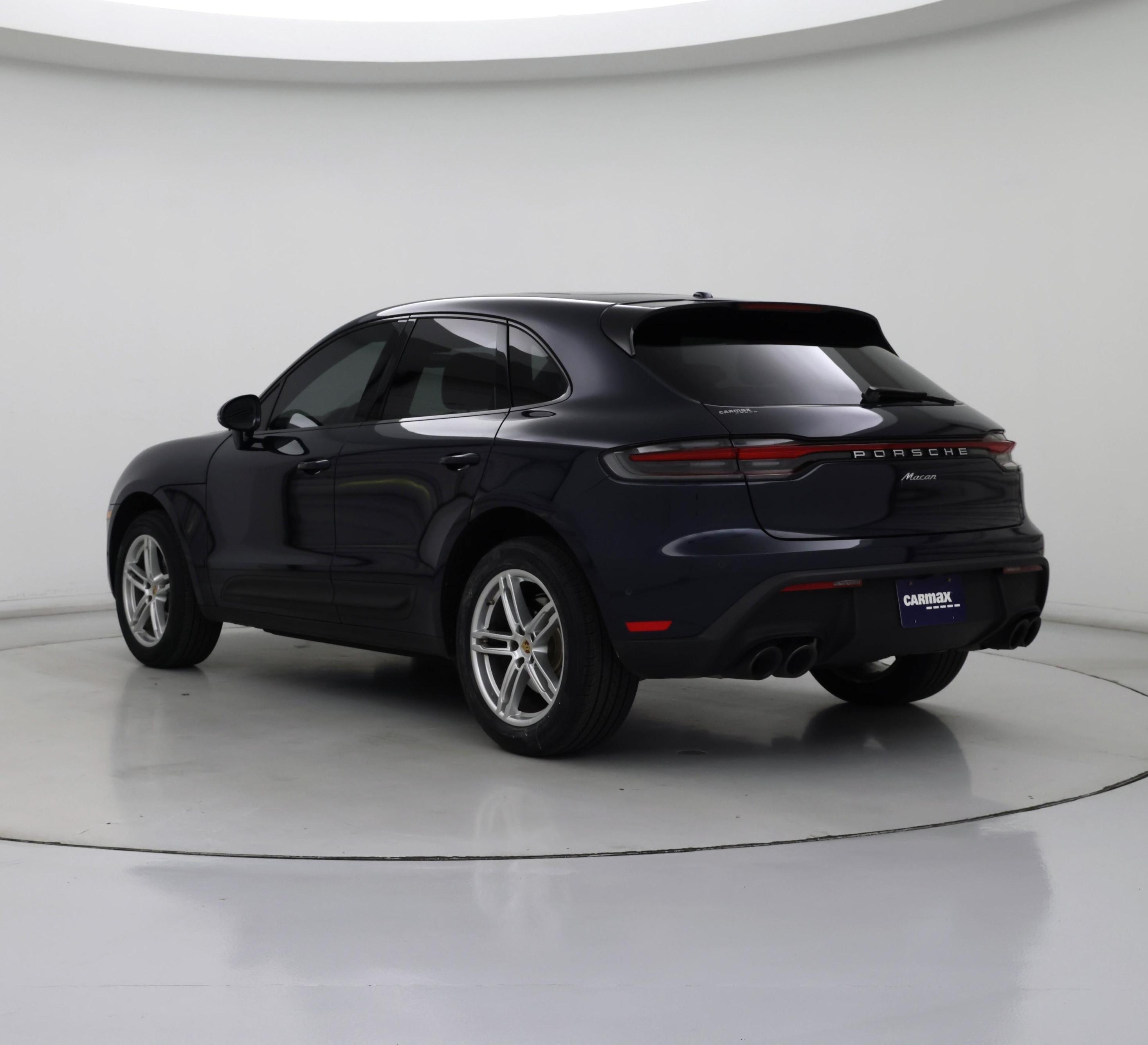 Thumbnail: 2022 Porsche Macan - 2