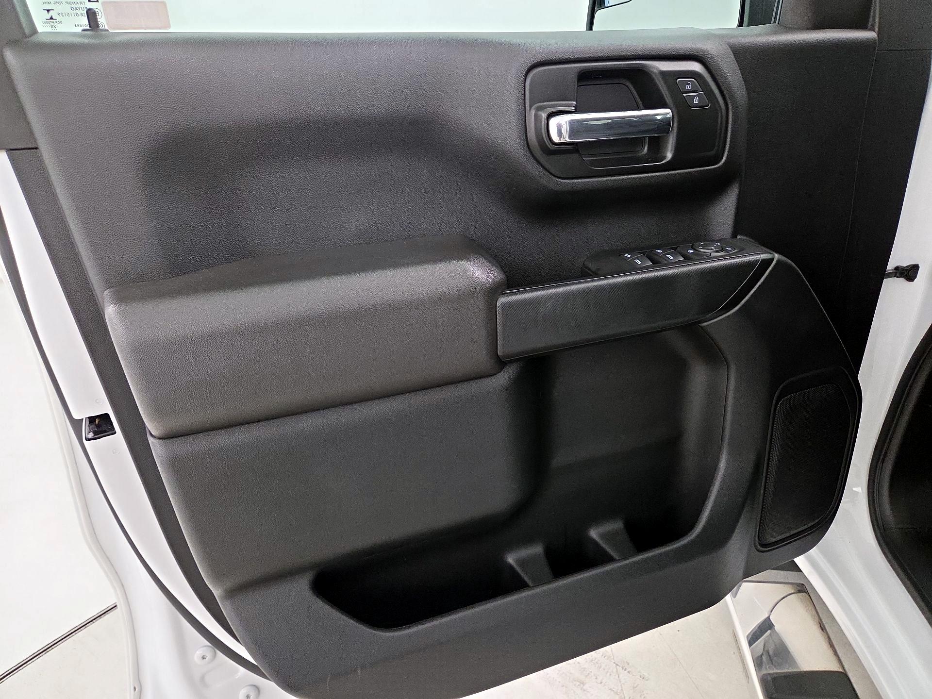 Thumbnail: 2021 Chevrolet Silverado 1500 - 12