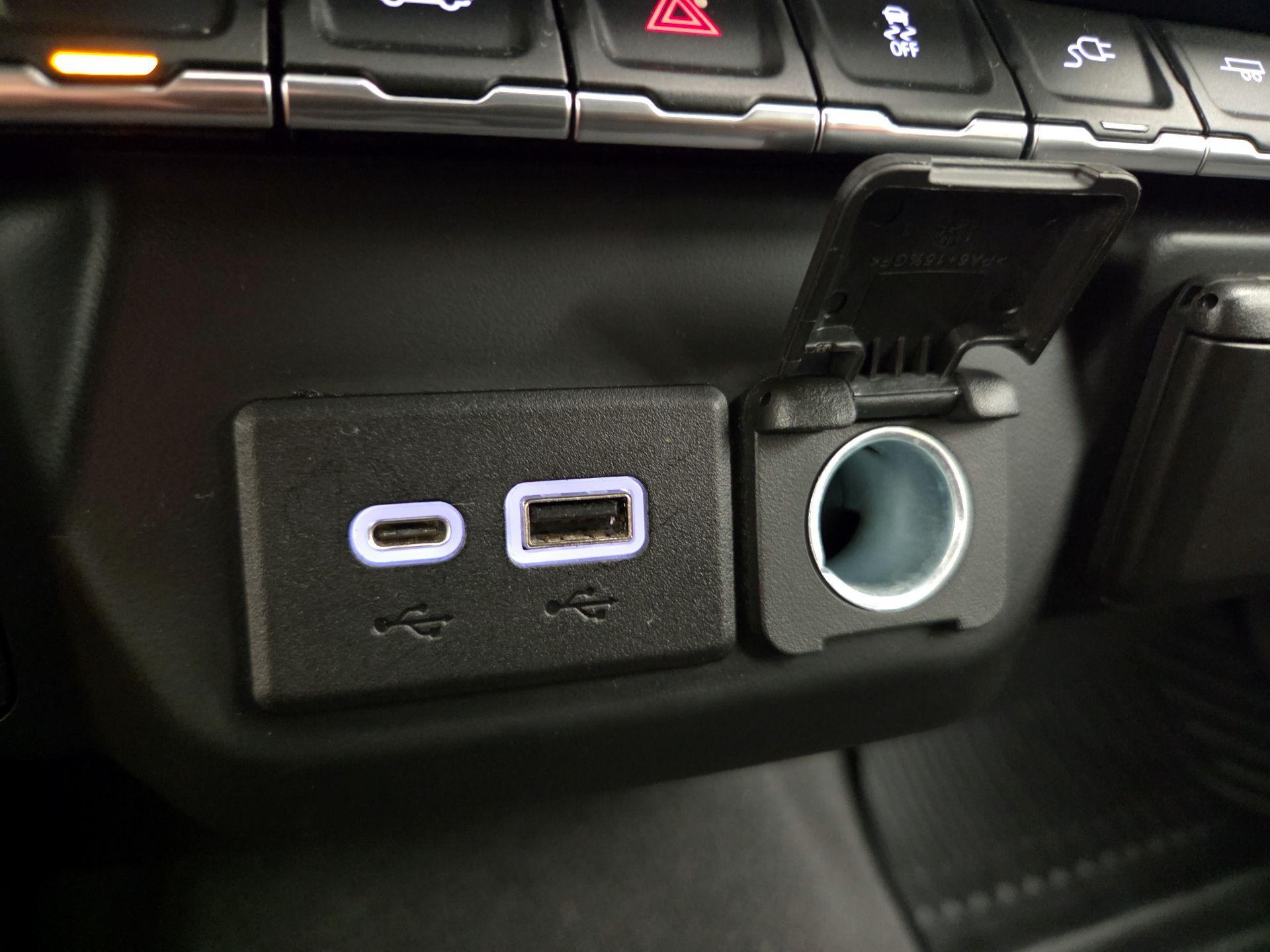 Thumbnail: 2021 Chevrolet Silverado 1500 - 18