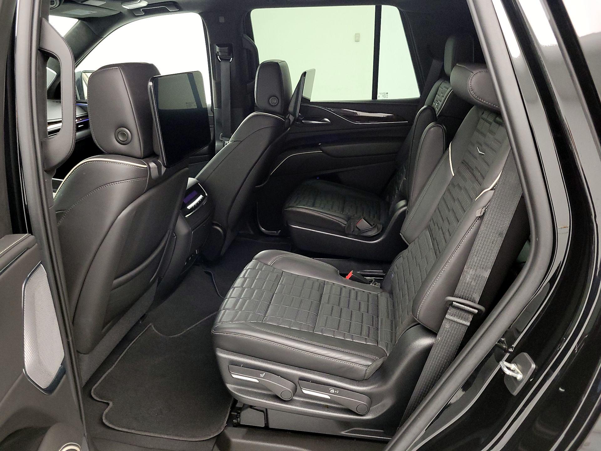 Thumbnail: 2021 Cadillac Escalade - 19