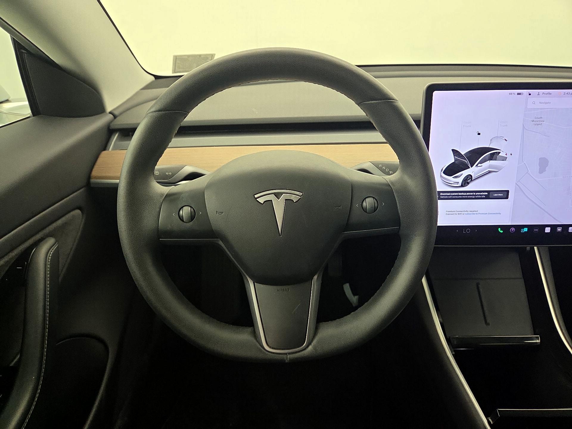 Thumbnail: 2019 Tesla Model 3 - 10