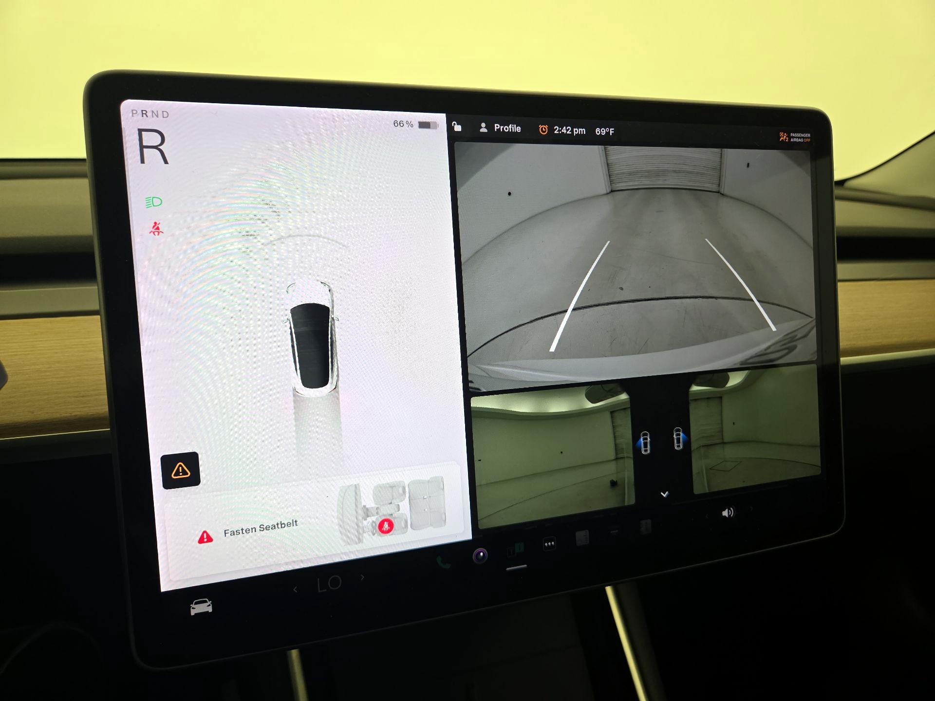 Thumbnail: 2019 Tesla Model 3 - 14